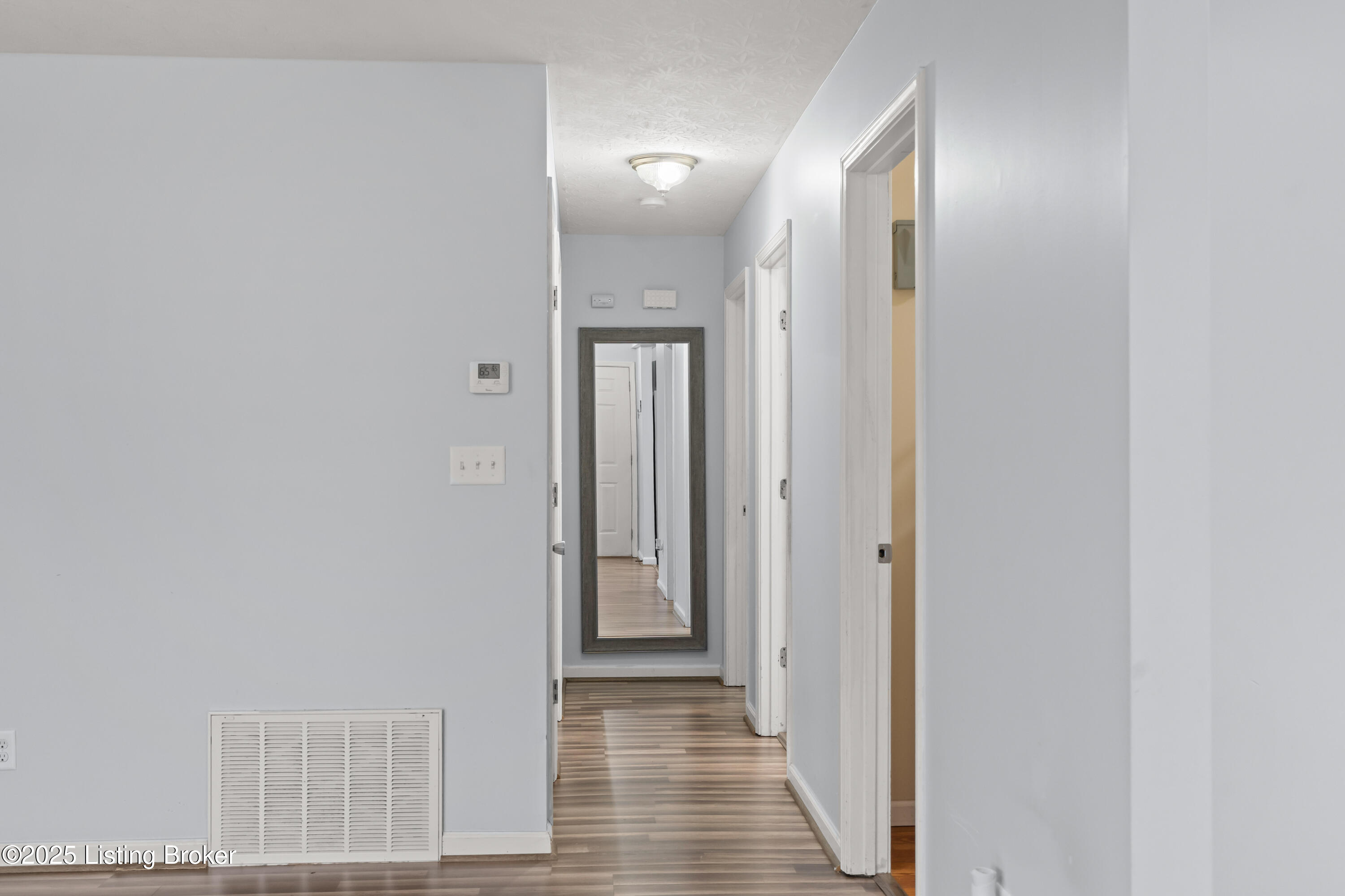 105 Cedar Ave