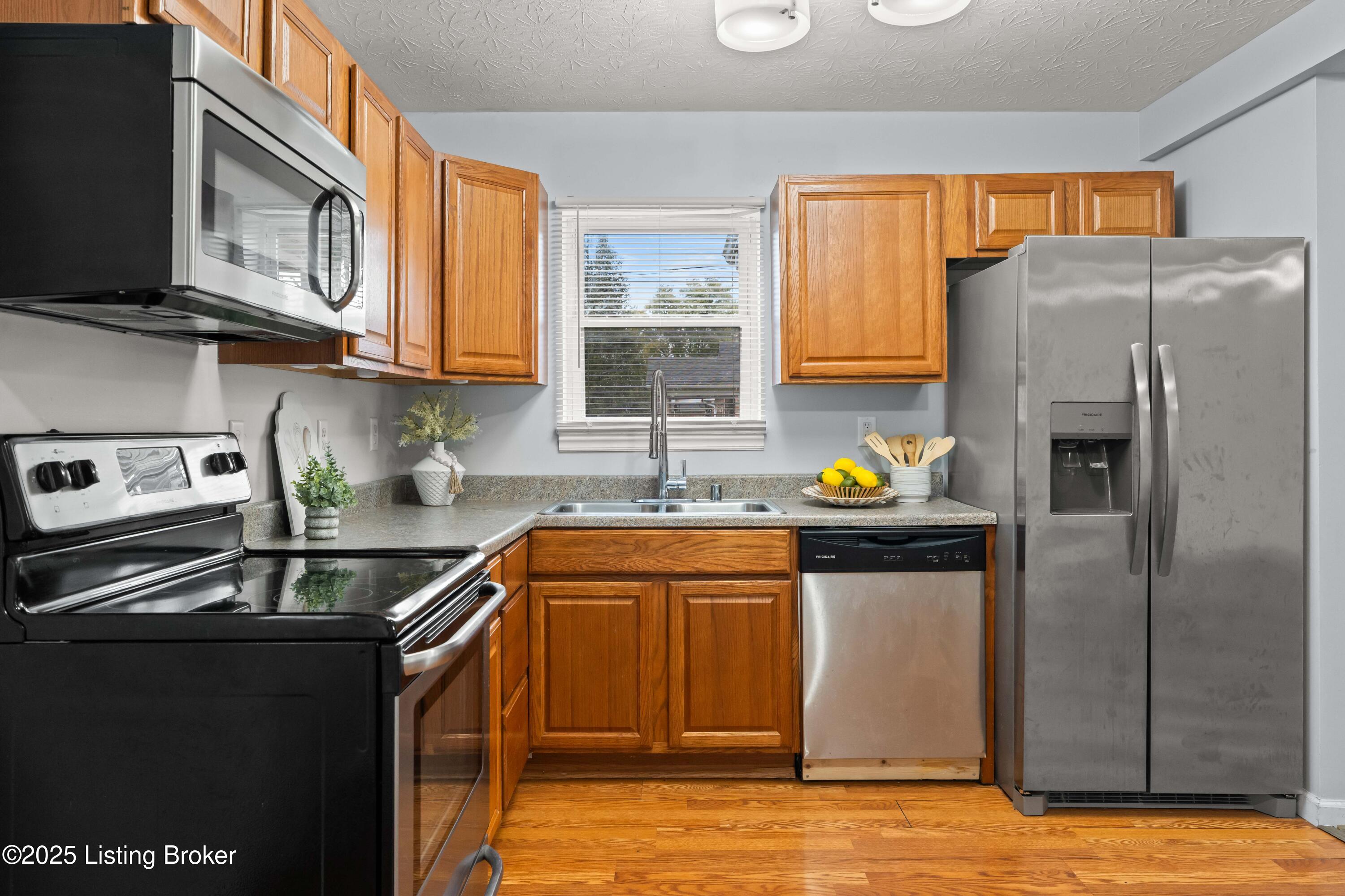 105 Cedar Ave