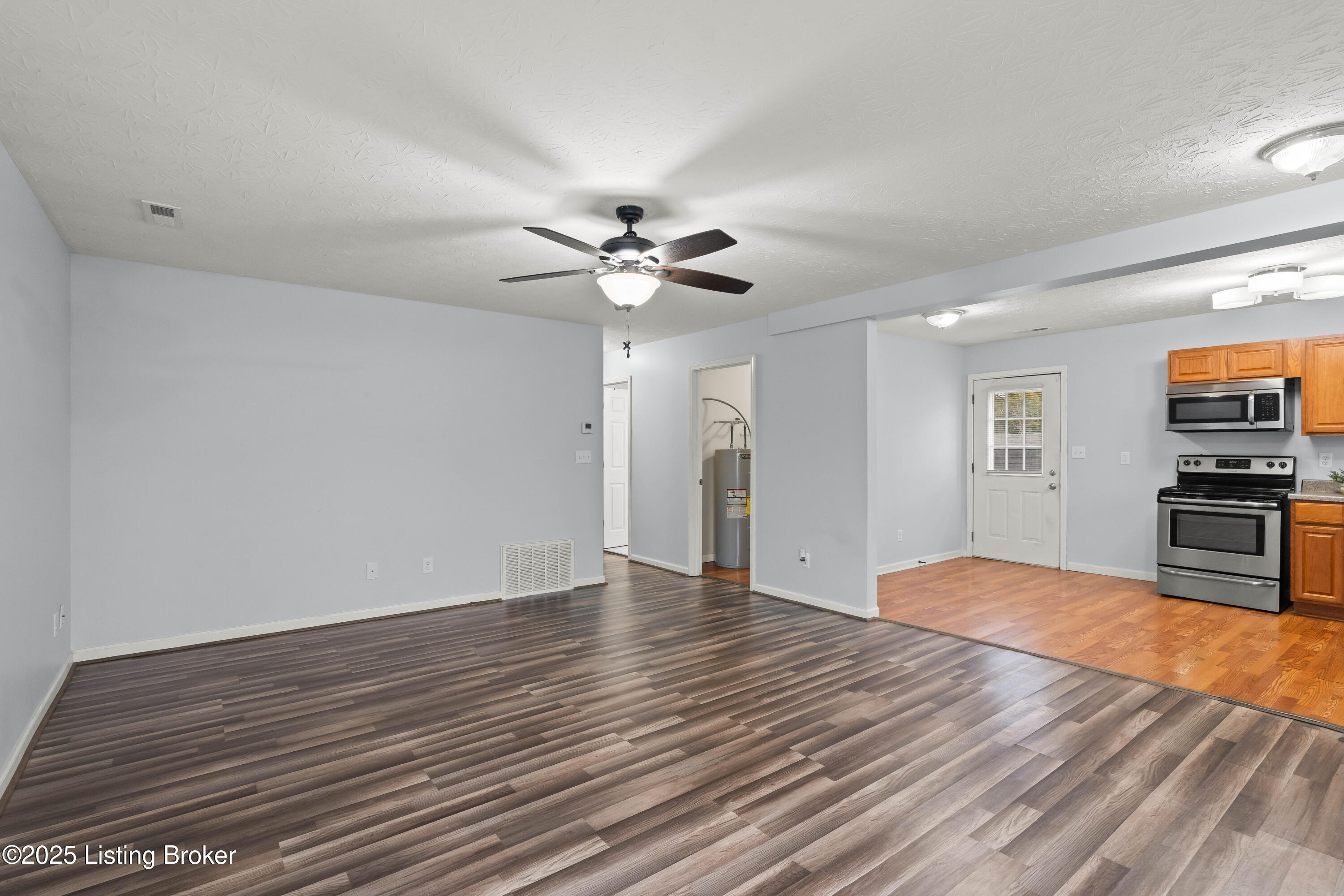 105 Cedar Ave