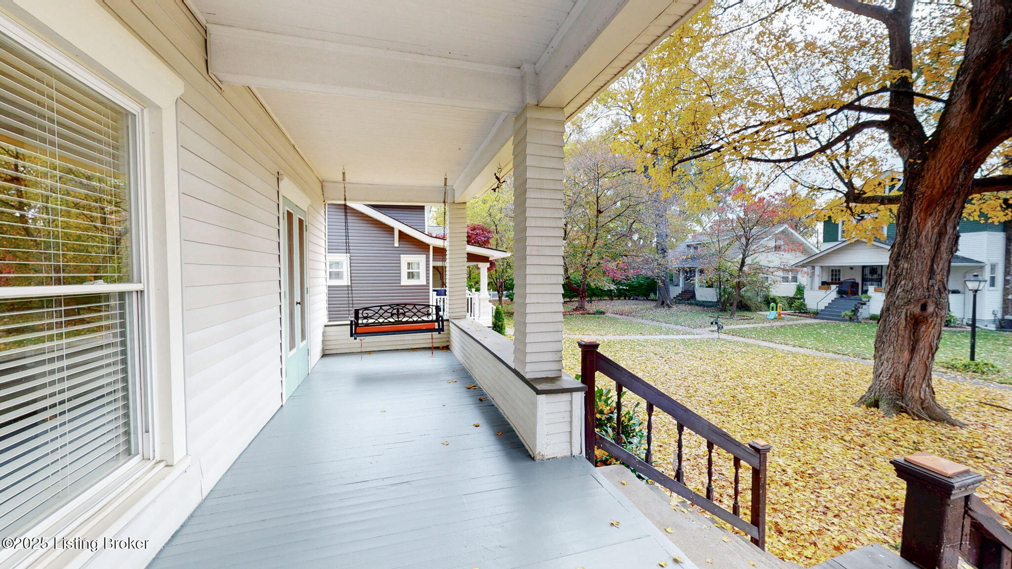 5 Maple Ct
