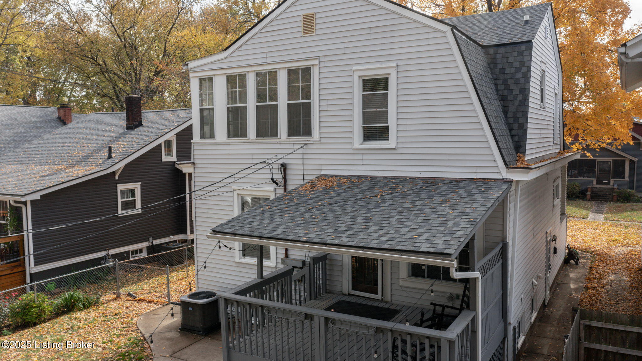 5 Maple Ct