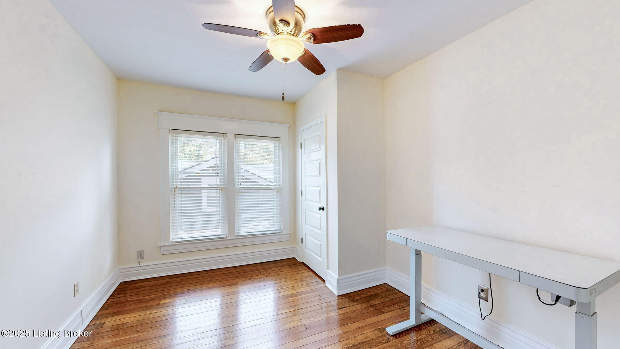 5 Maple Ct