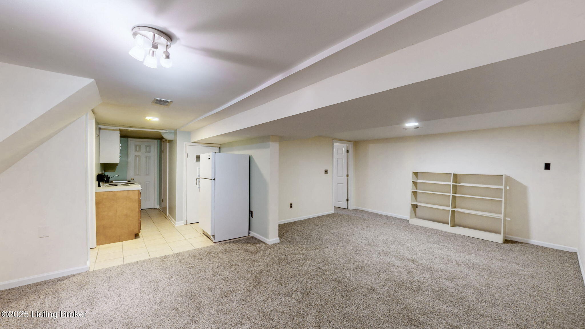 5 Maple Ct