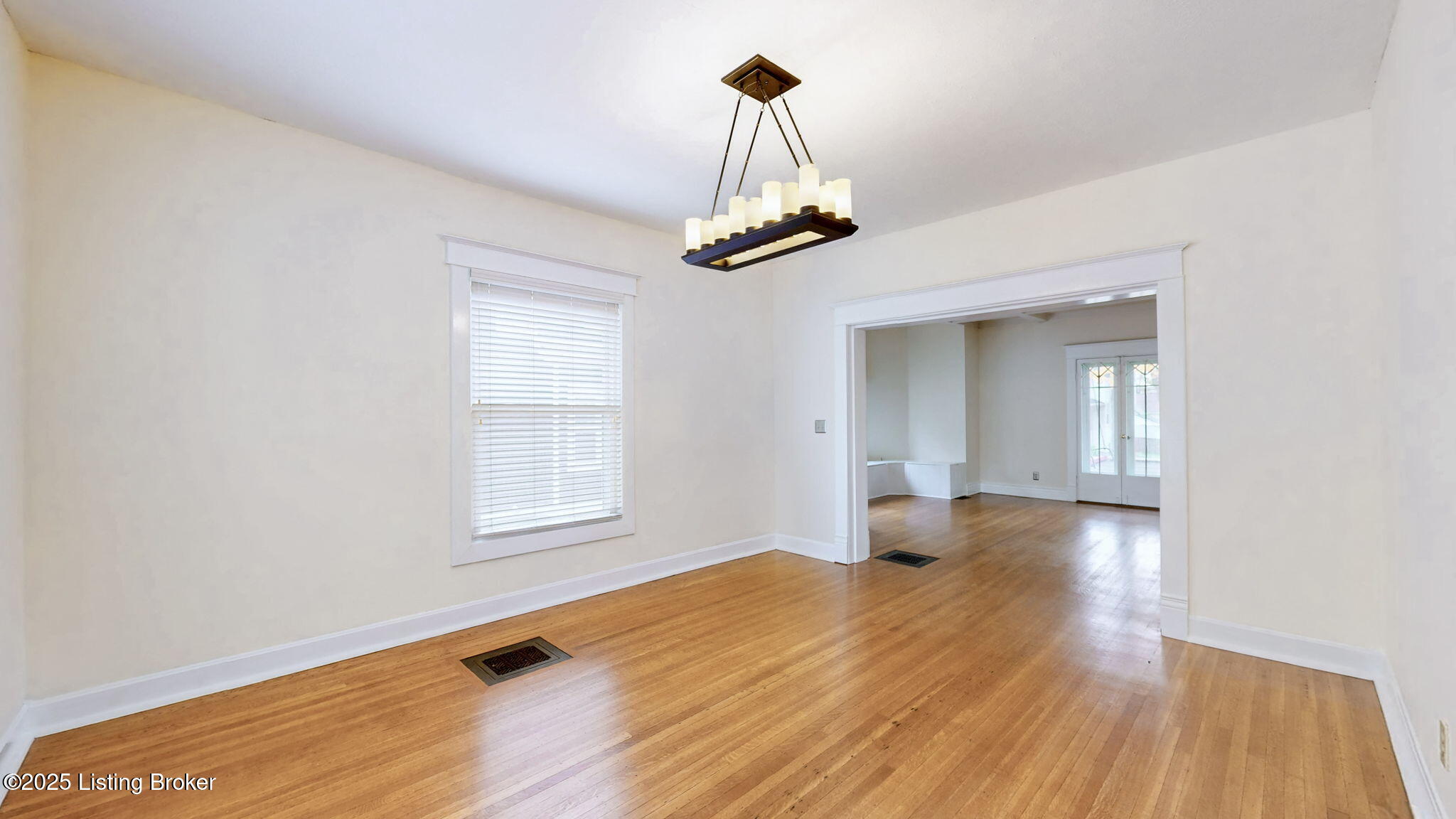 5 Maple Ct