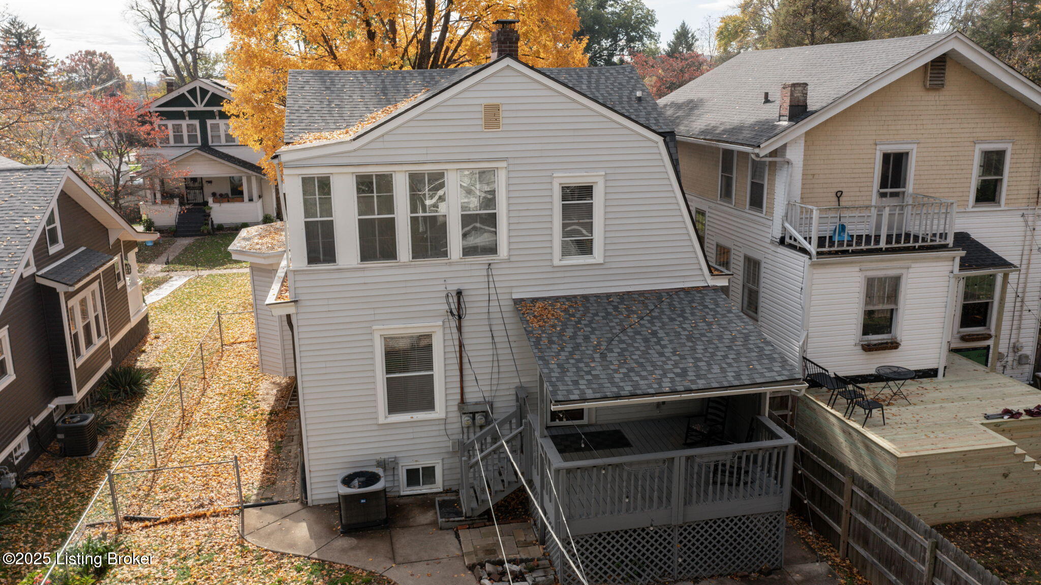 5 Maple Ct