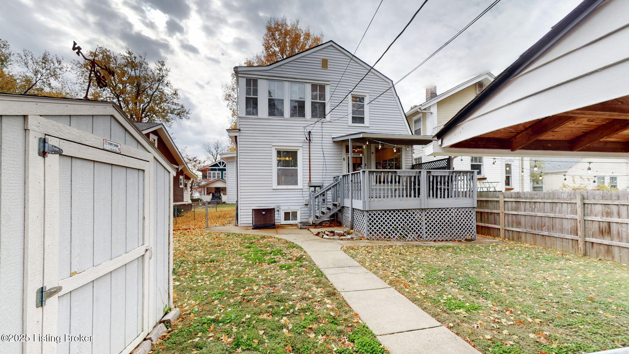 5 Maple Ct