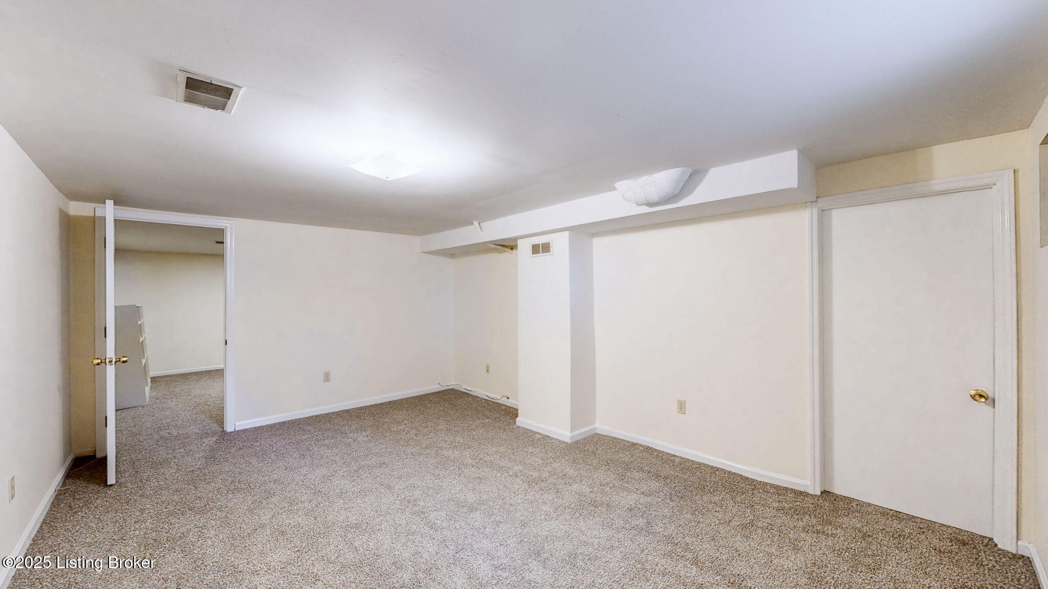 5 Maple Ct