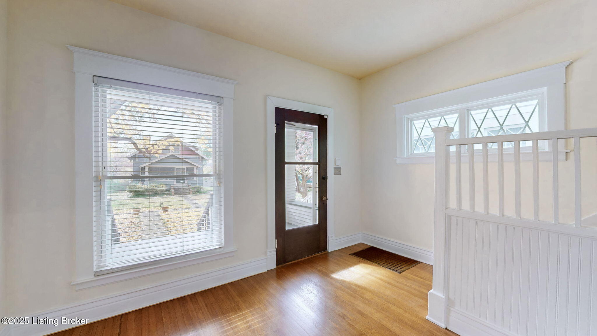 5 Maple Ct
