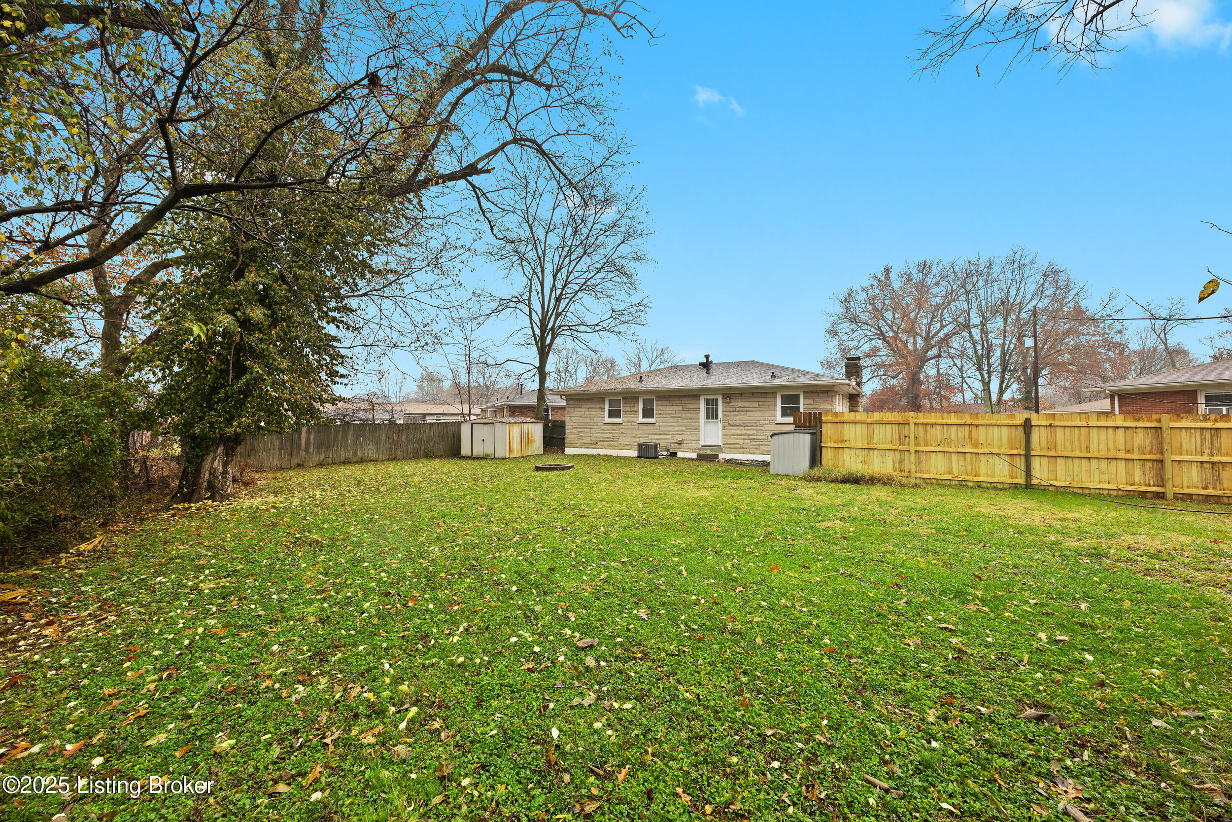 4811 Fister Ct