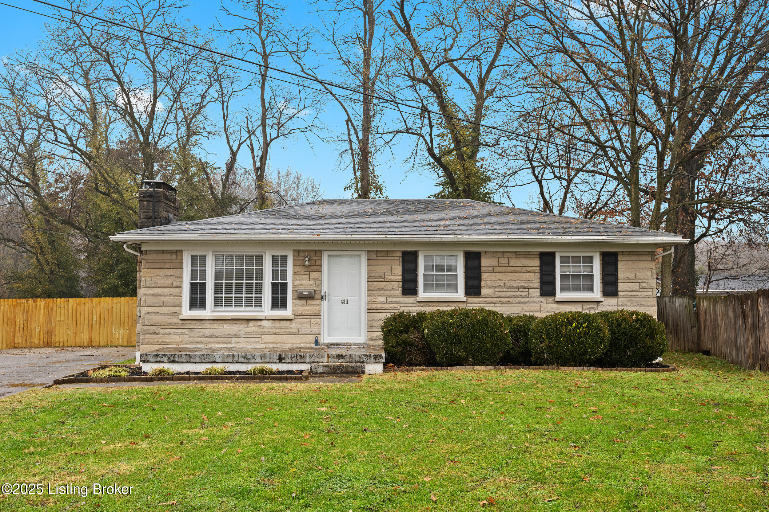 4811 Fister Ct