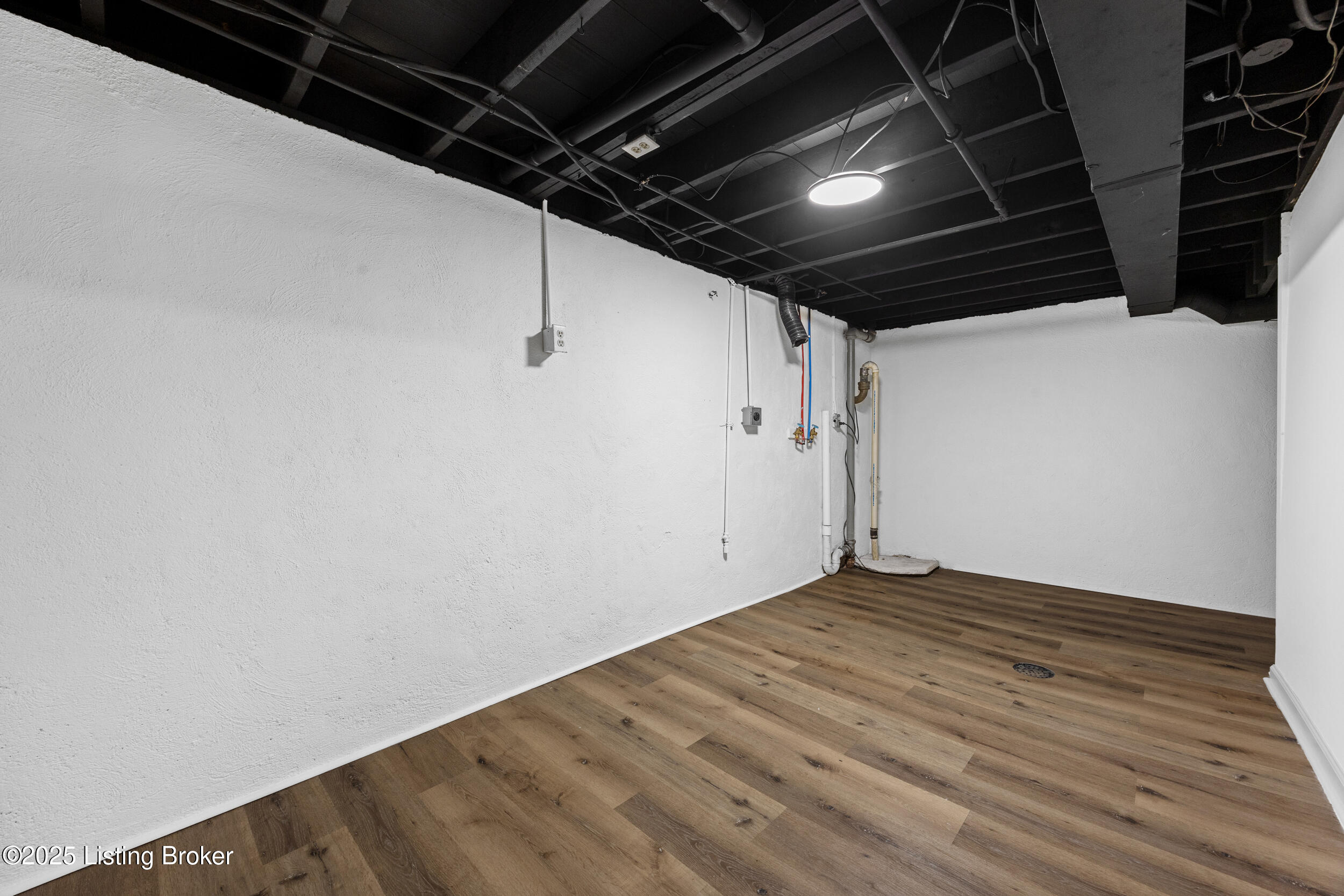 8912 Michael Edward Dr