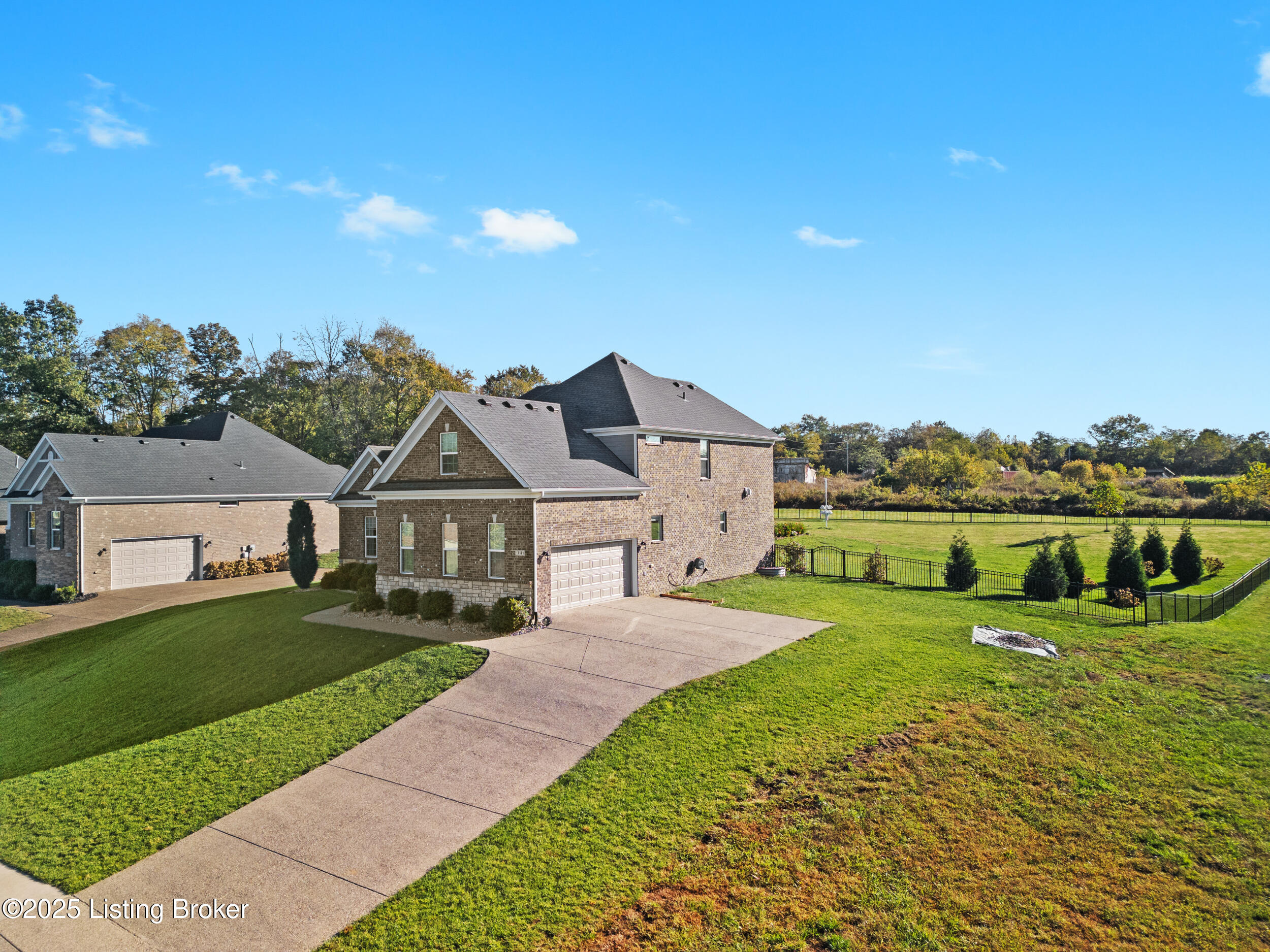 17121 Shakes Creek Dr