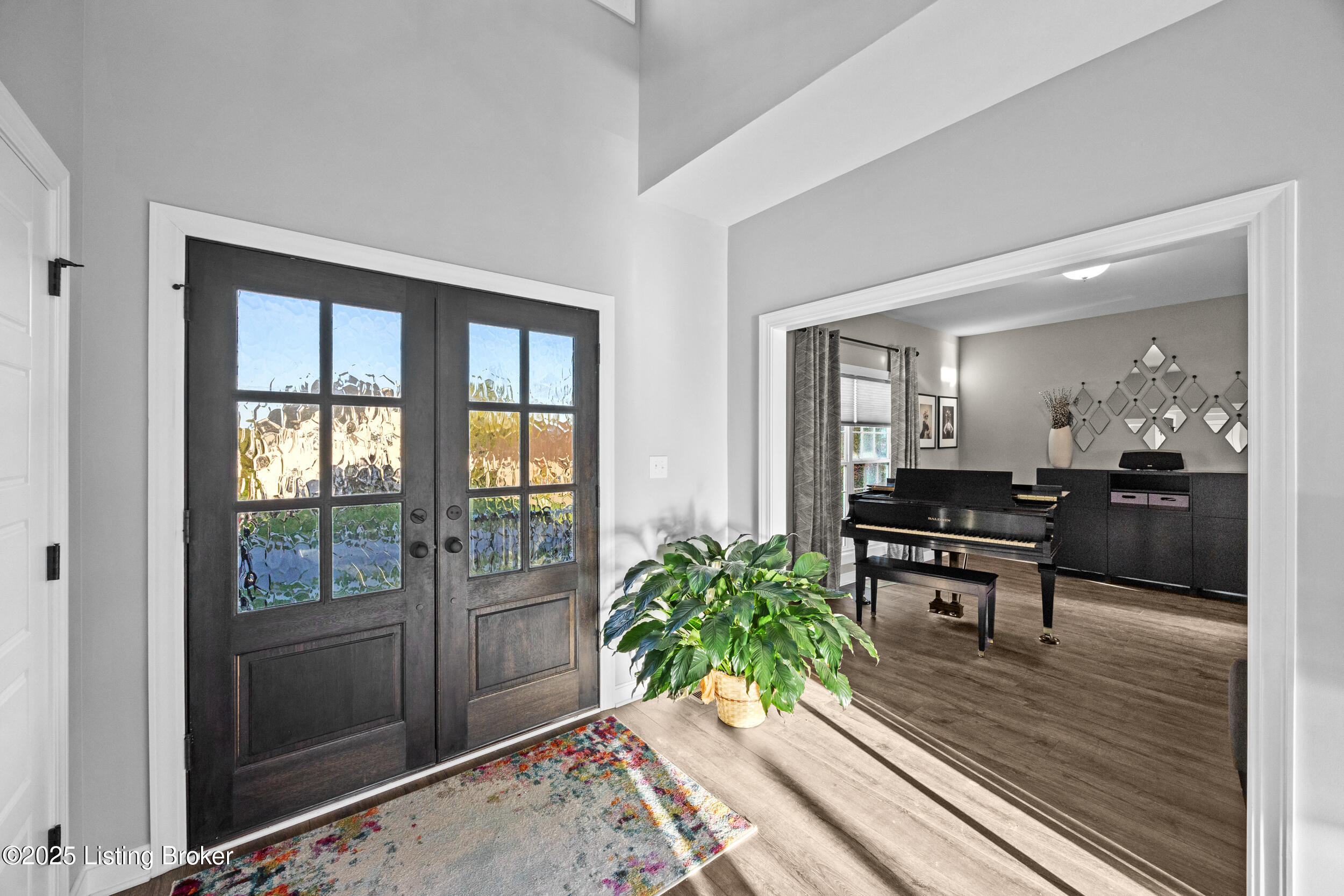 17121 Shakes Creek Dr