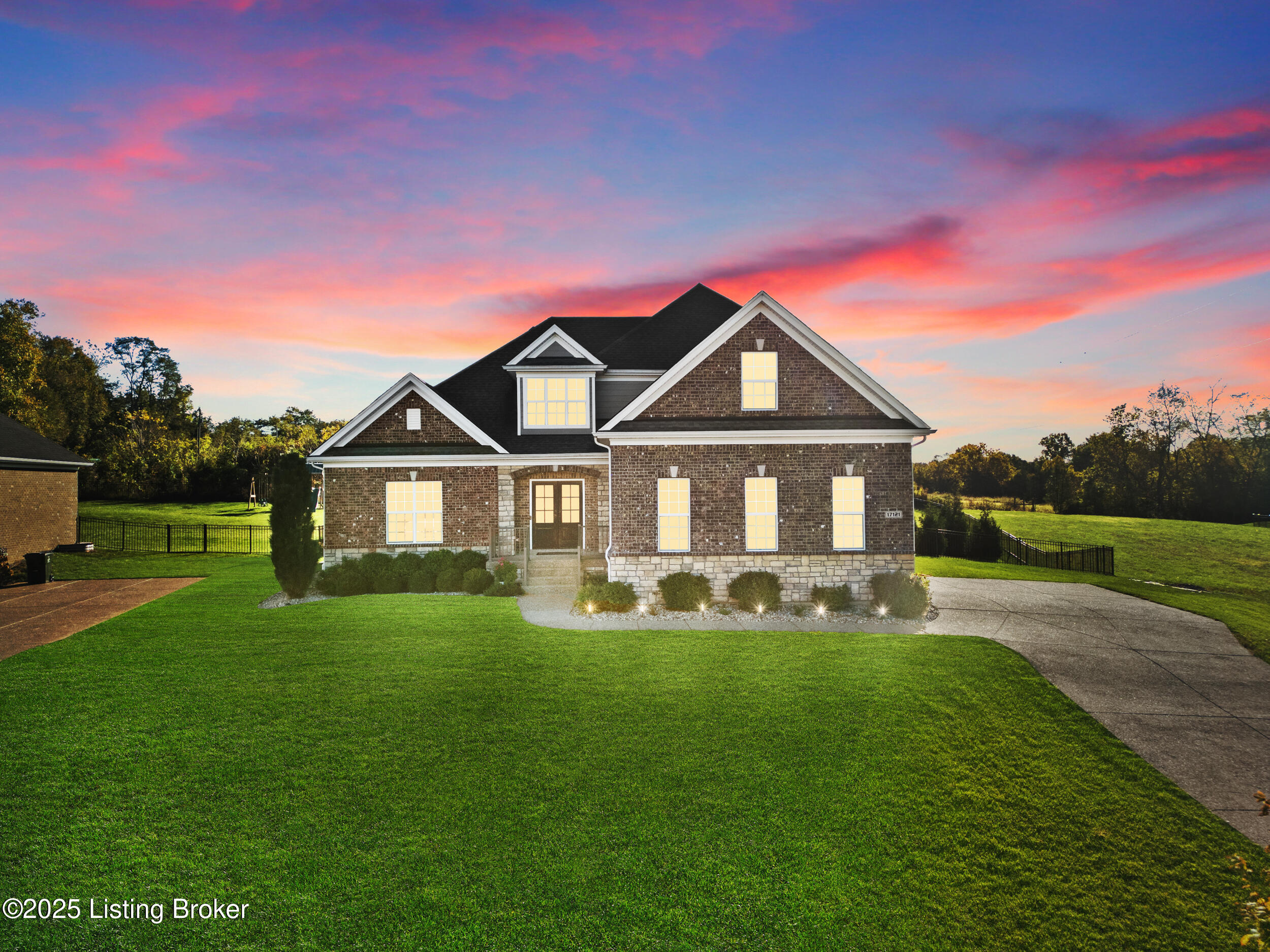 17121 Shakes Creek Dr