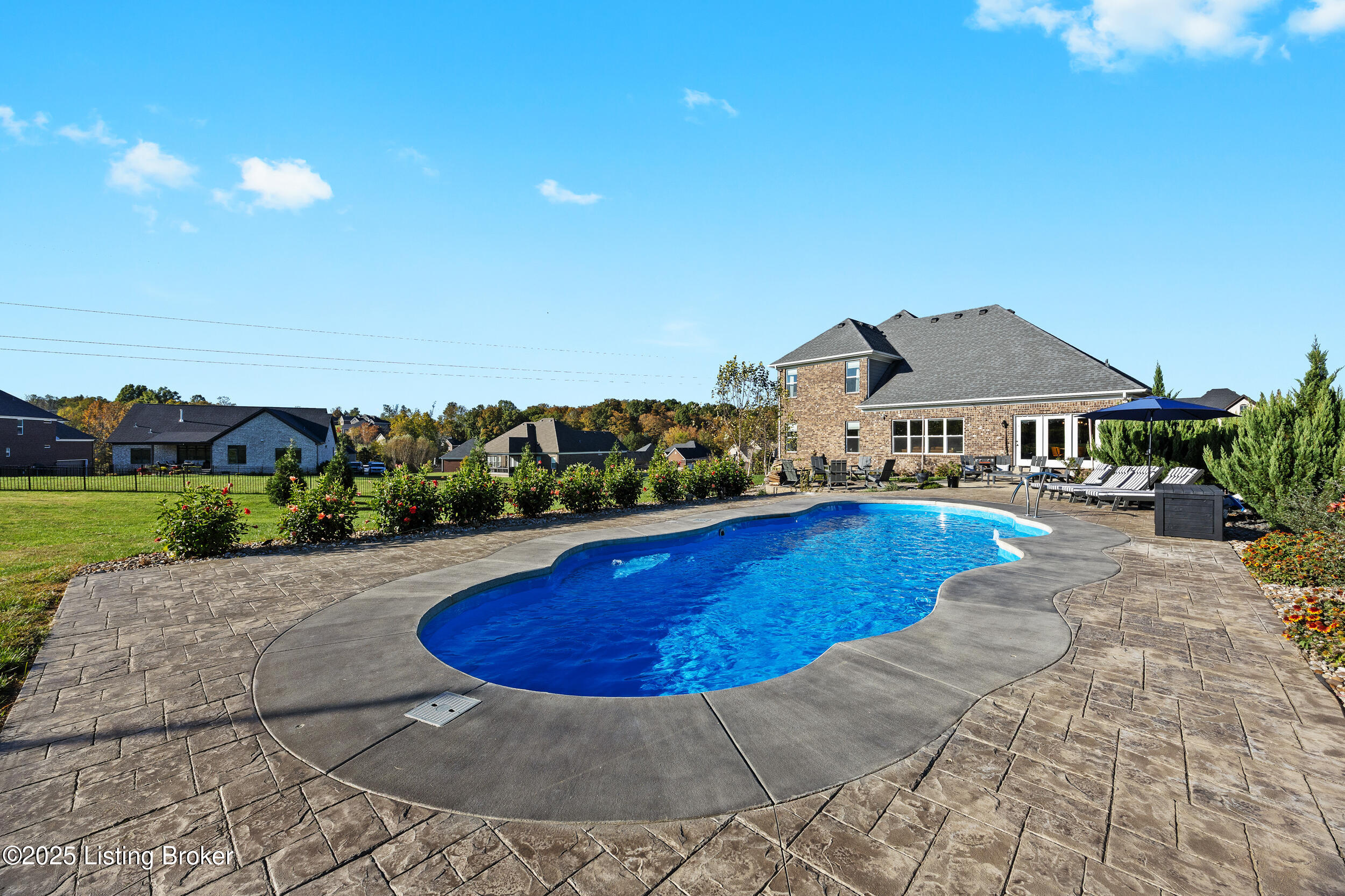 17121 Shakes Creek Dr