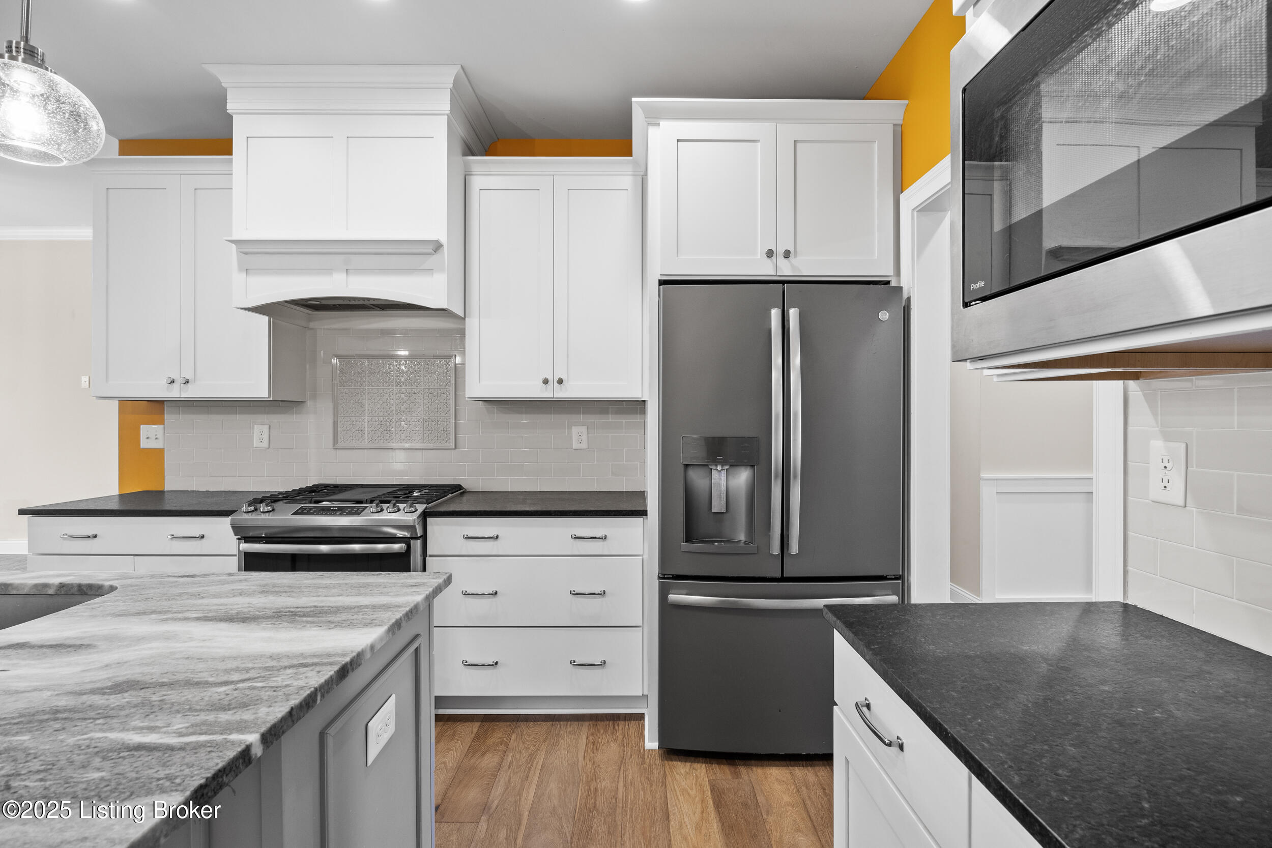 1508 Lincoln Hill Way