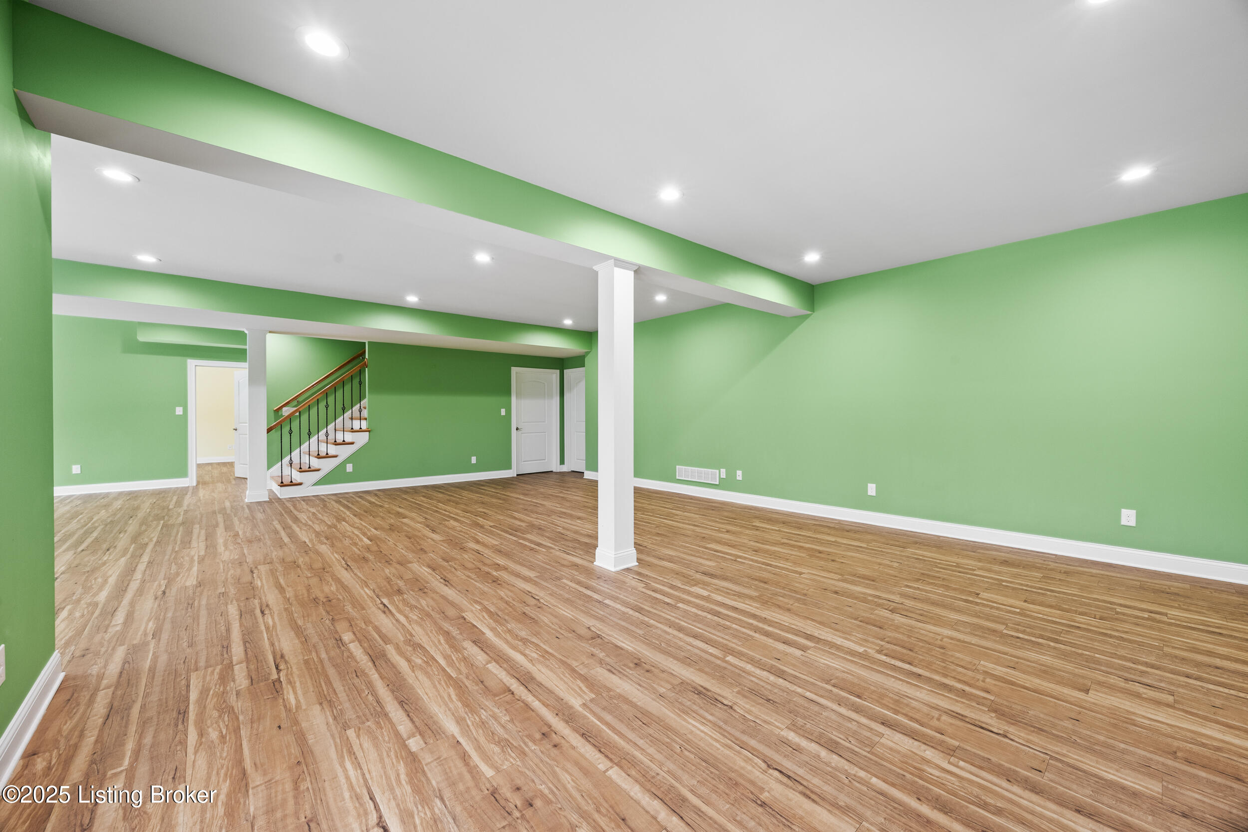 1508 Lincoln Hill Way