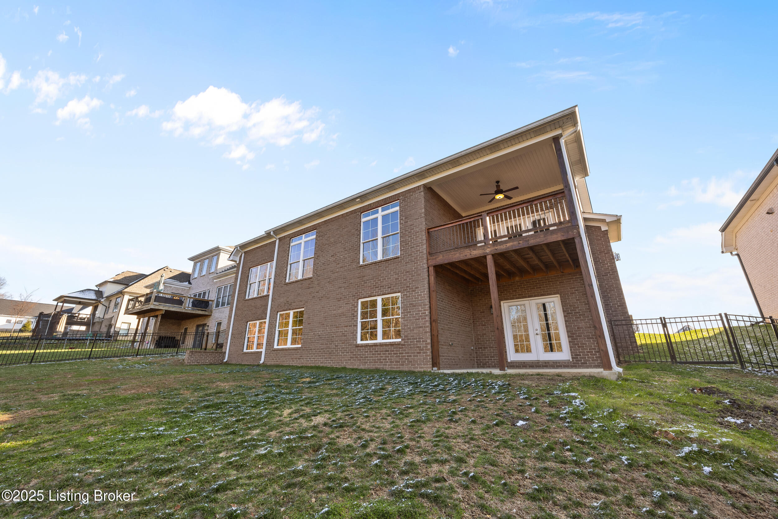 1508 Lincoln Hill Way