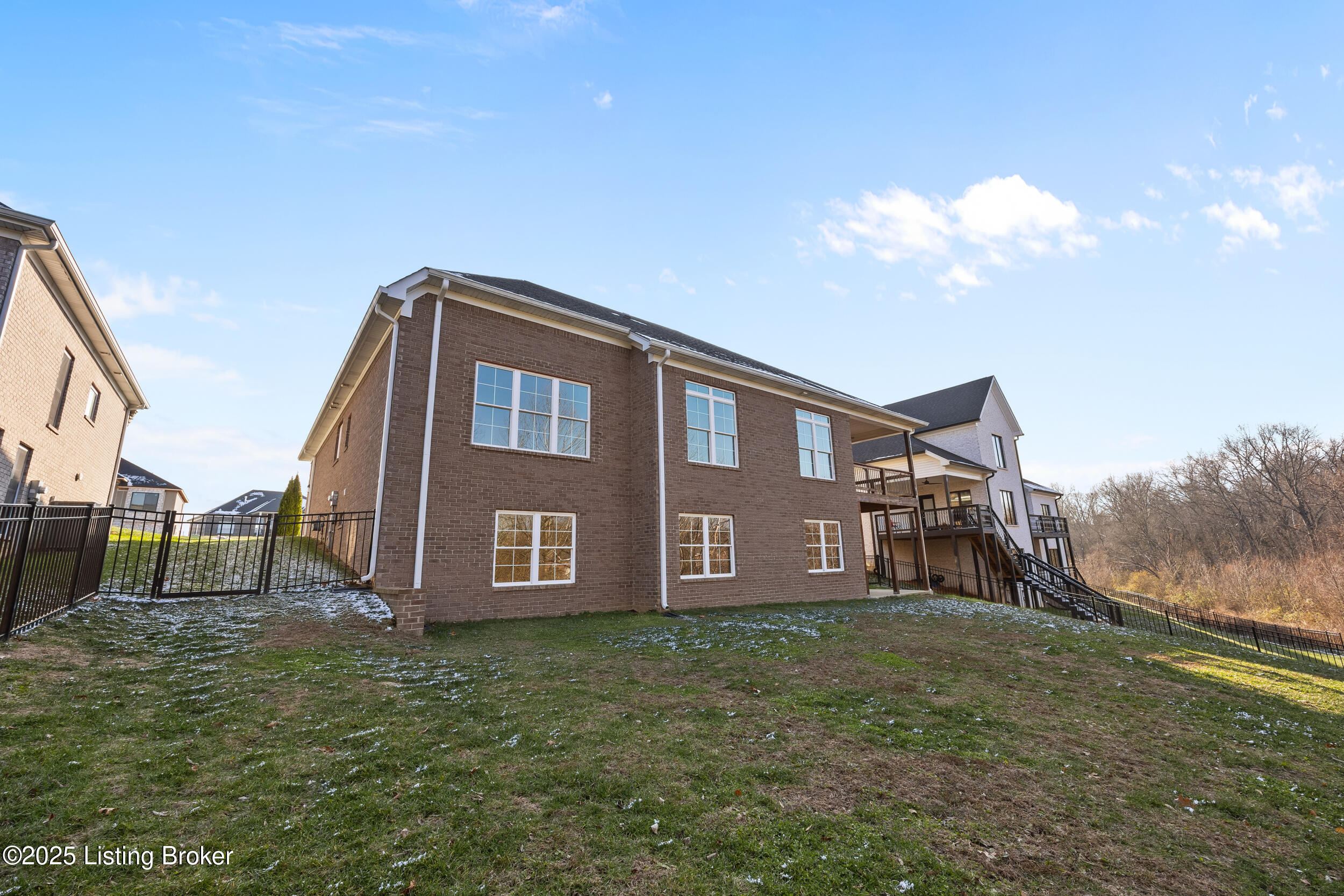 1508 Lincoln Hill Way