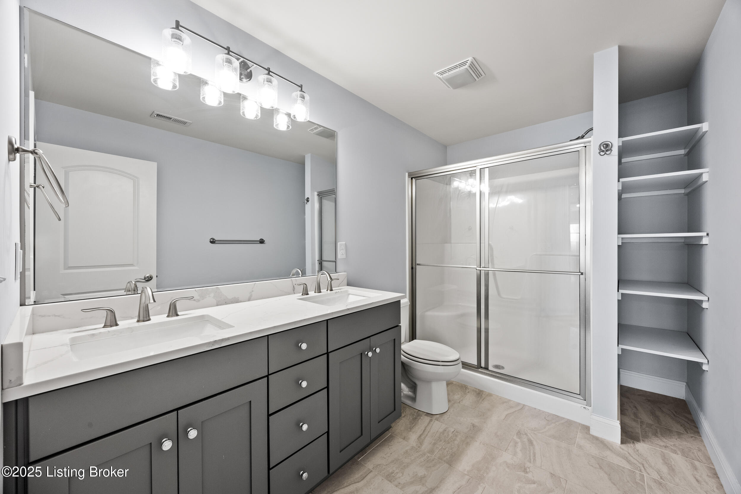 1508 Lincoln Hill Way