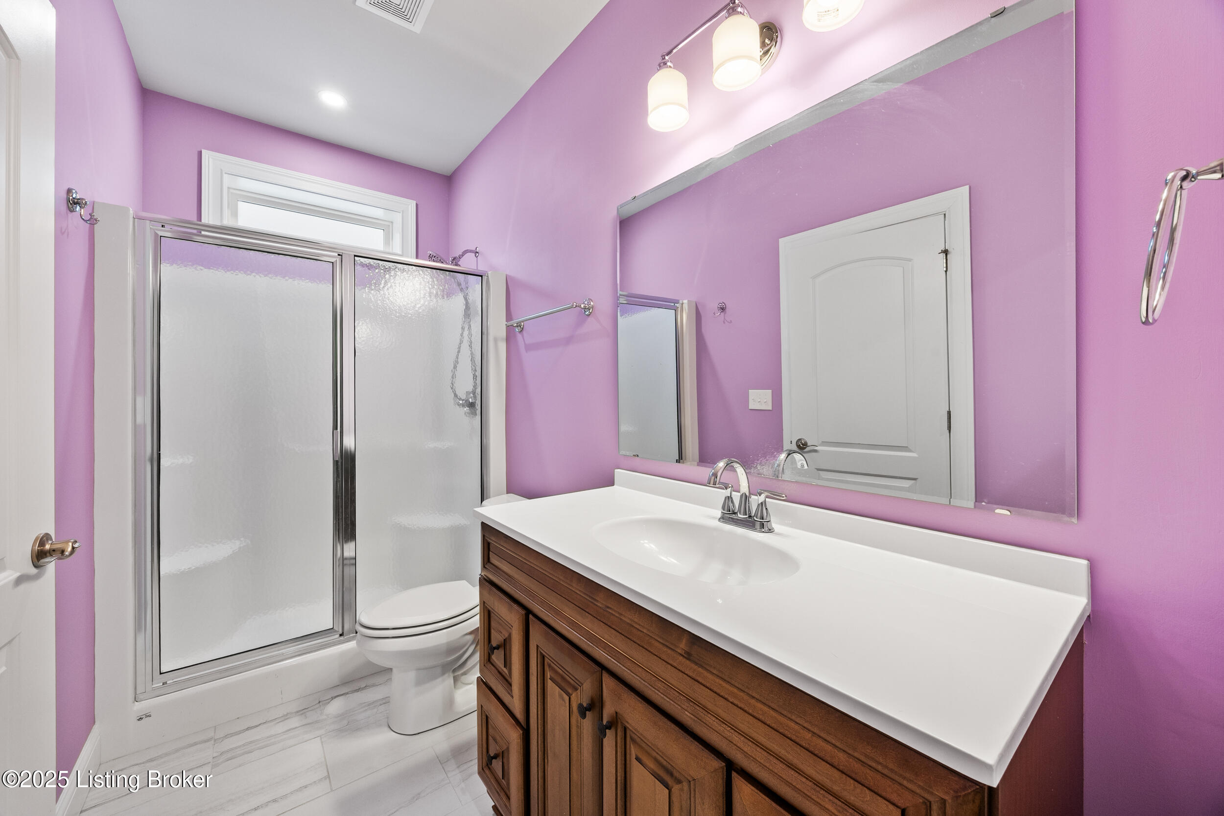 1508 Lincoln Hill Way