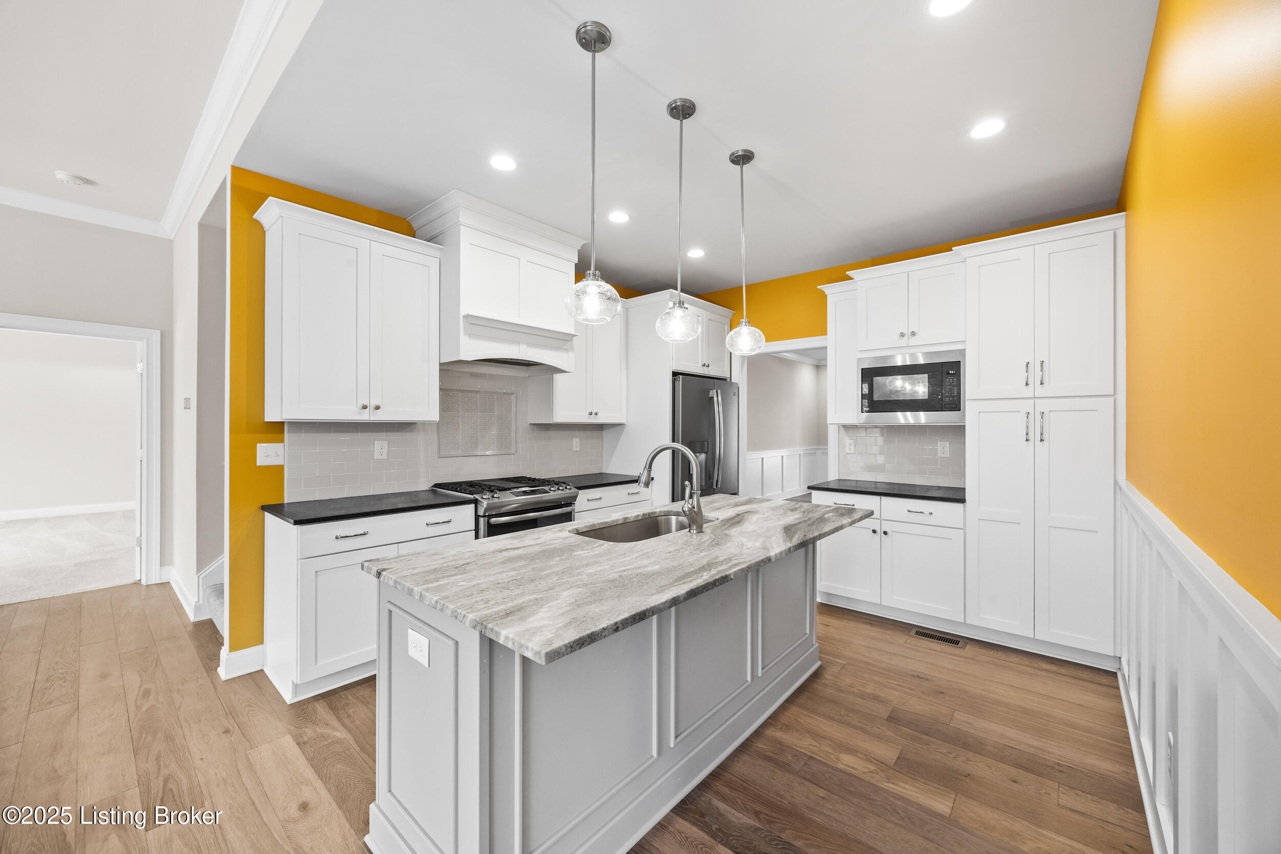 1508 Lincoln Hill Way