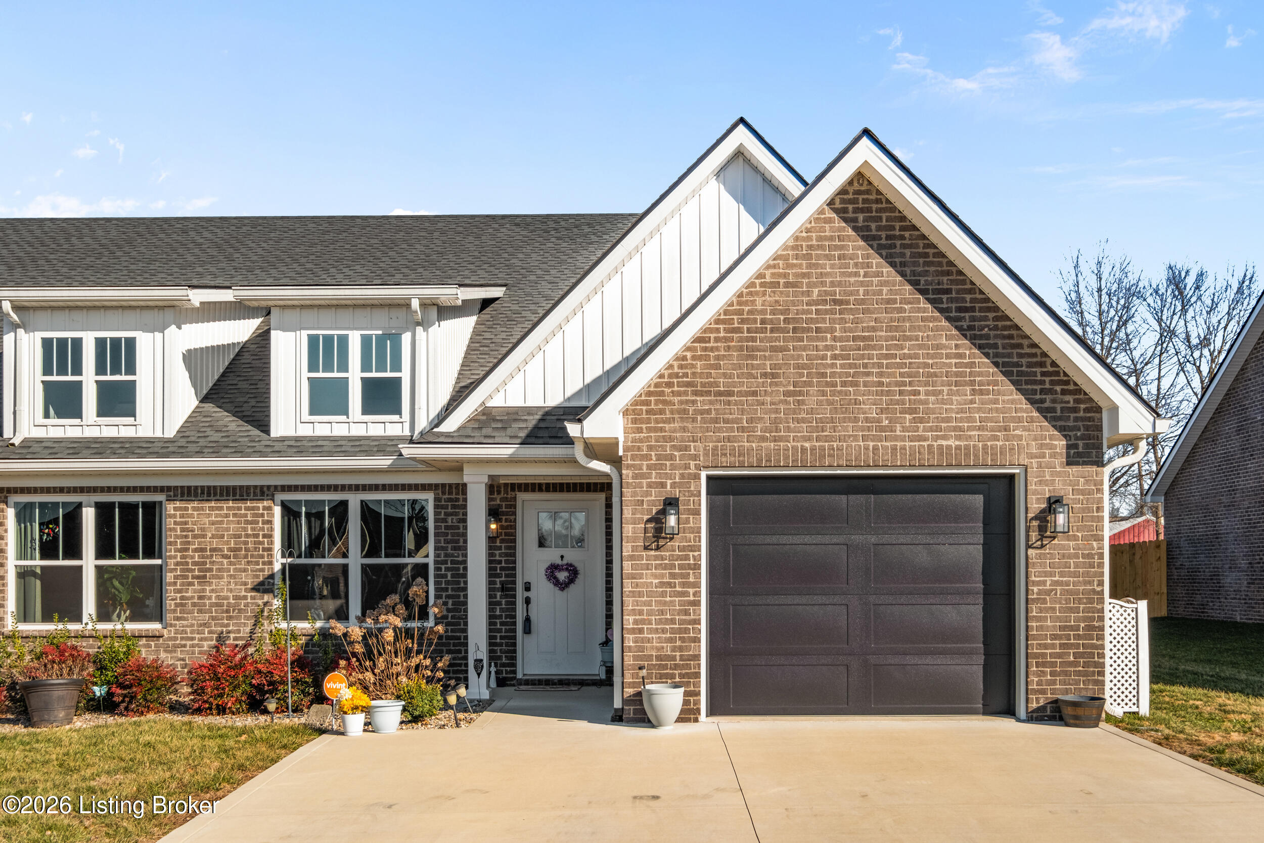 1006 Ray Wimsett Blvd UNIT B