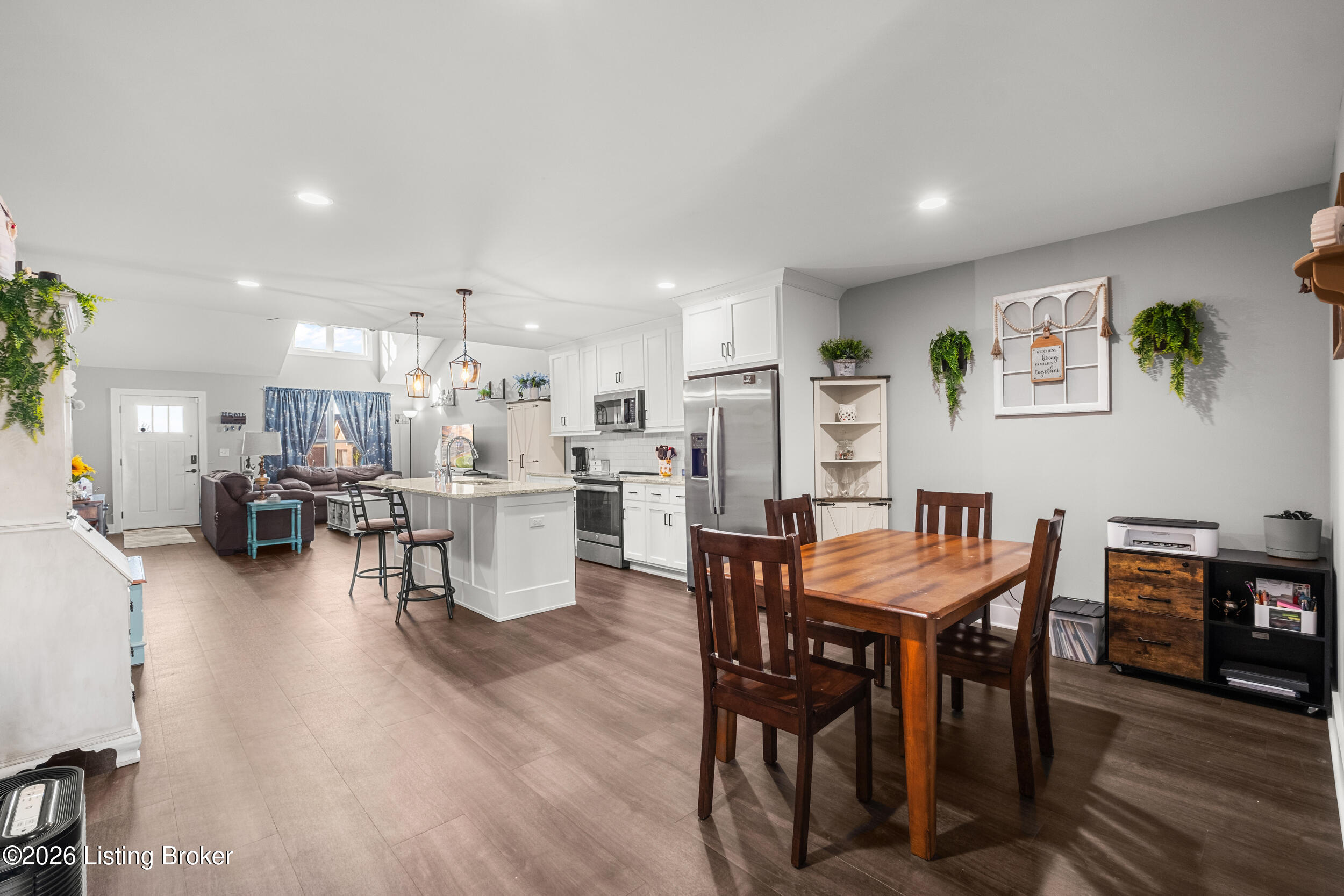 1006 Ray Wimsett Blvd UNIT B