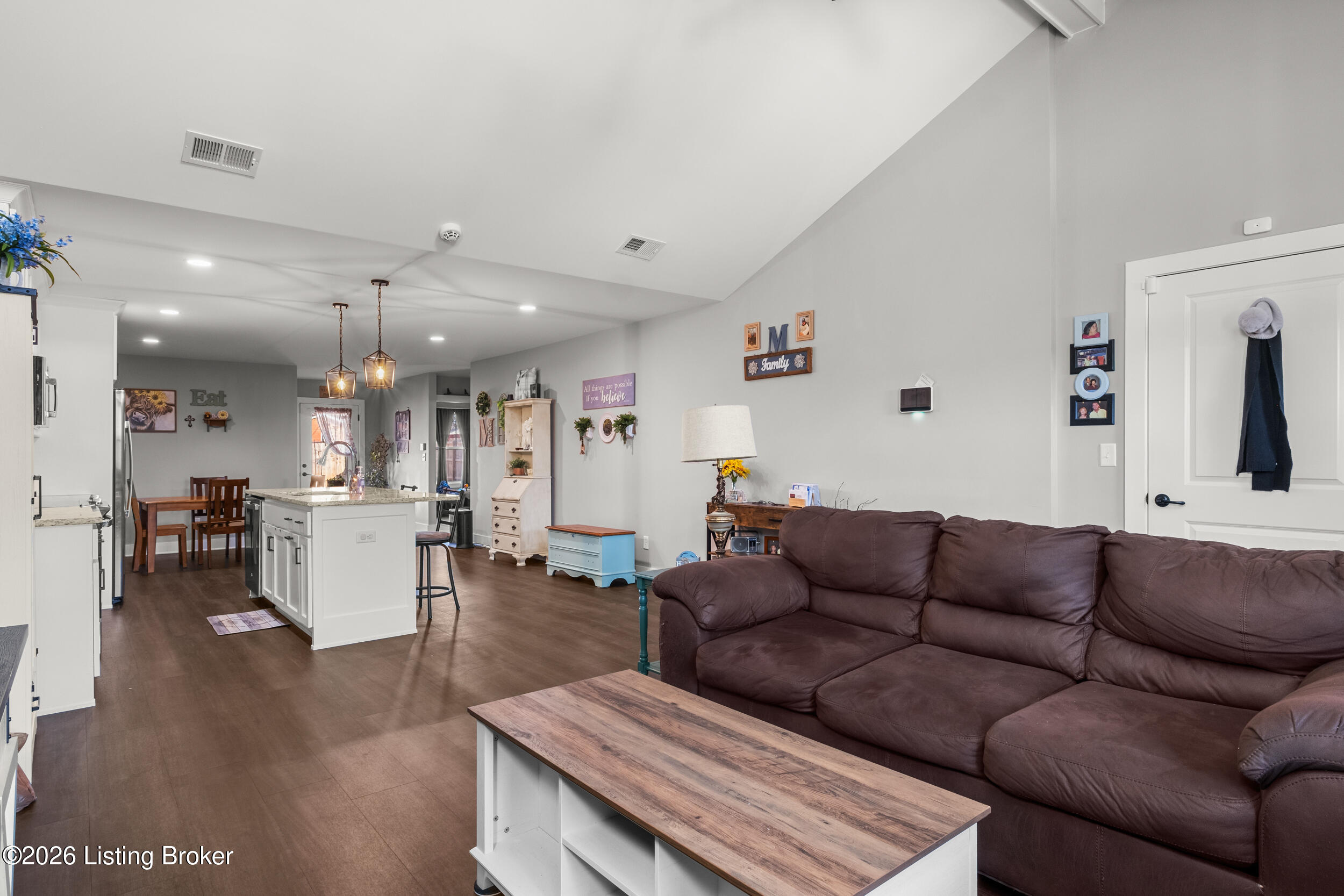 1006 Ray Wimsett Blvd UNIT B