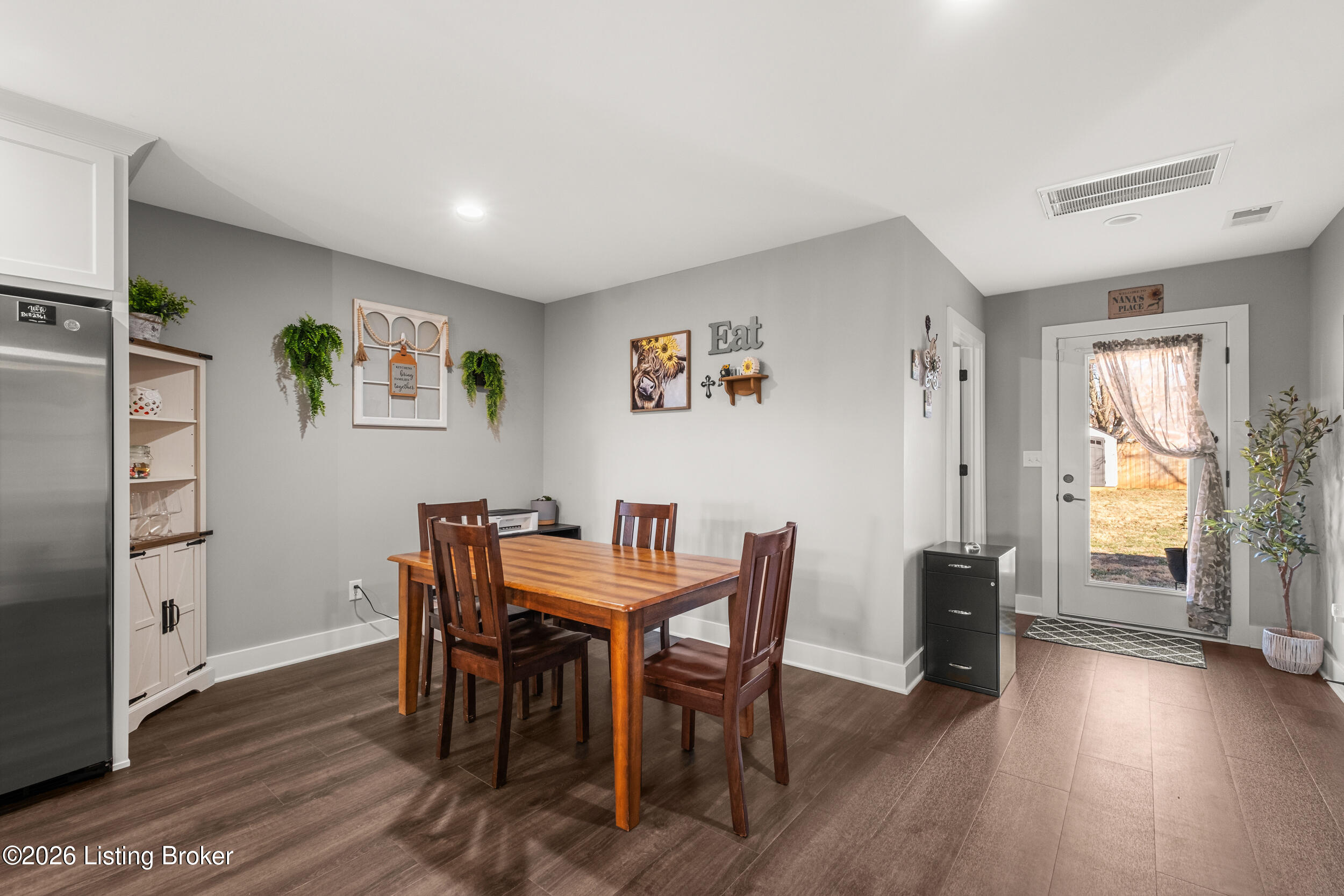 1006 Ray Wimsett Blvd UNIT B