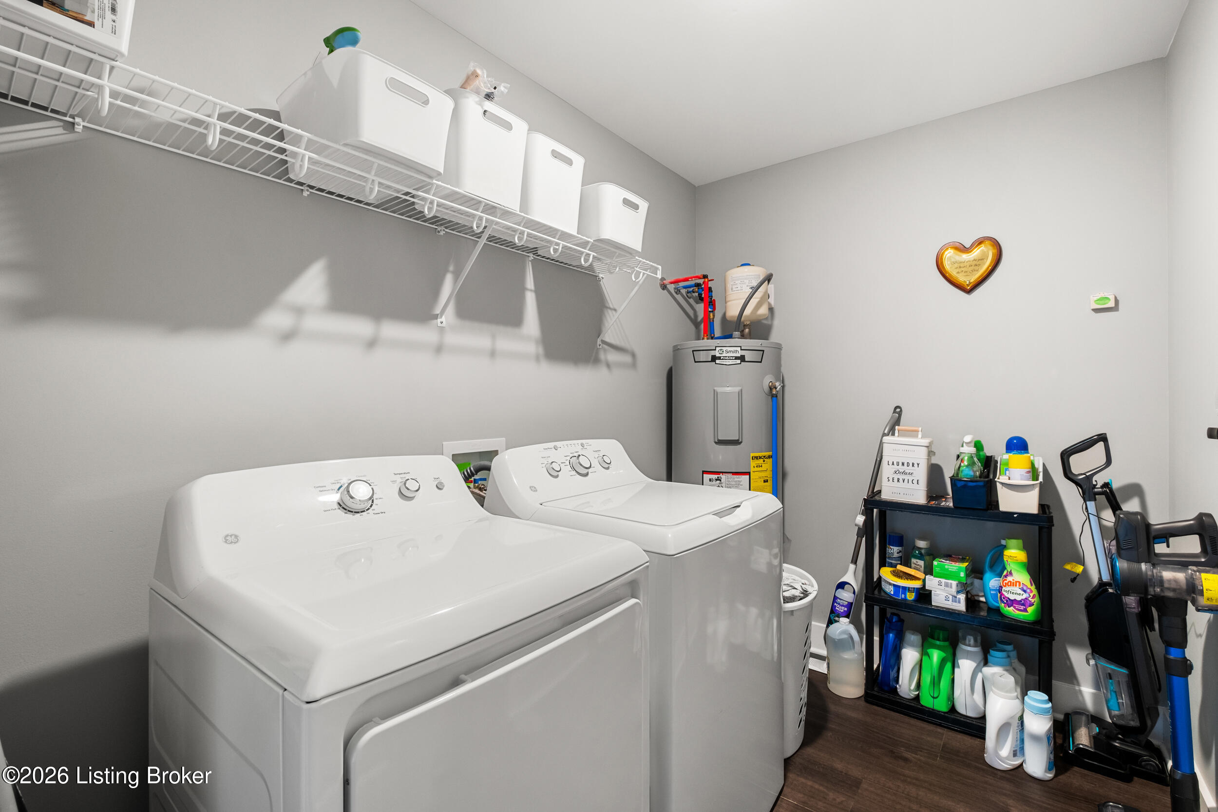 1006 Ray Wimsett Blvd UNIT B