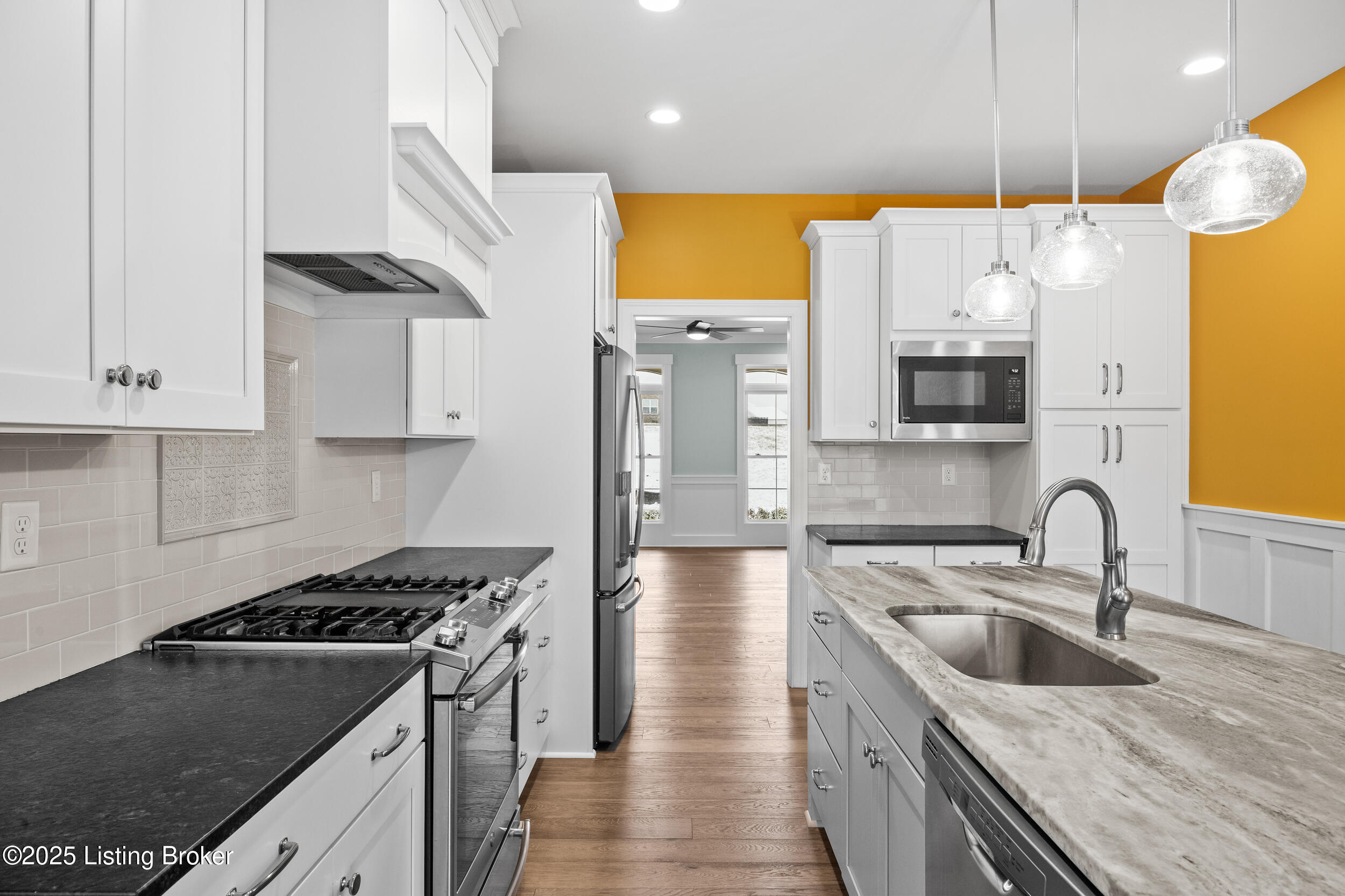 1508 Lincoln Hill Way