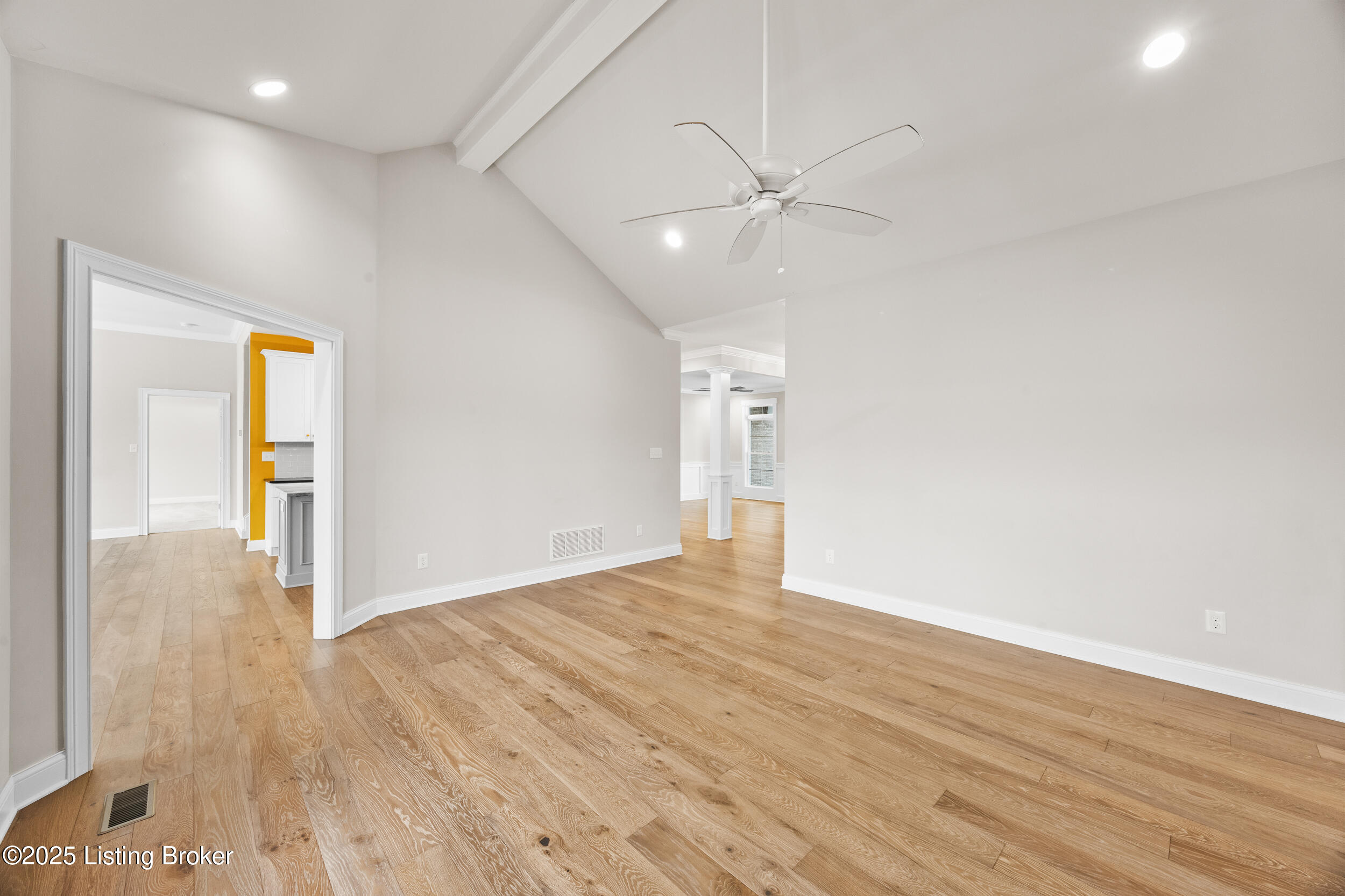 1508 Lincoln Hill Way