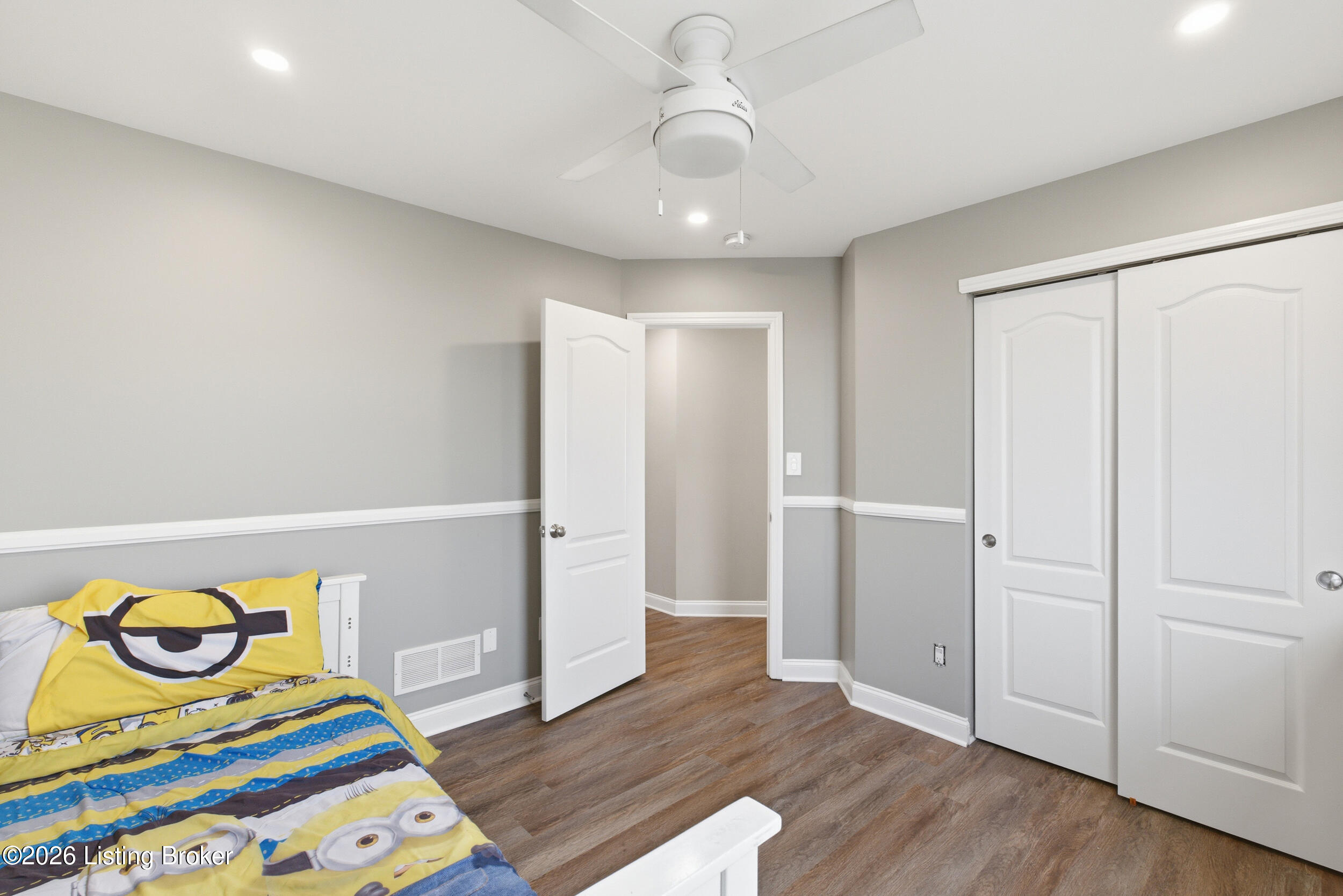 12004 Longview Farm Dr