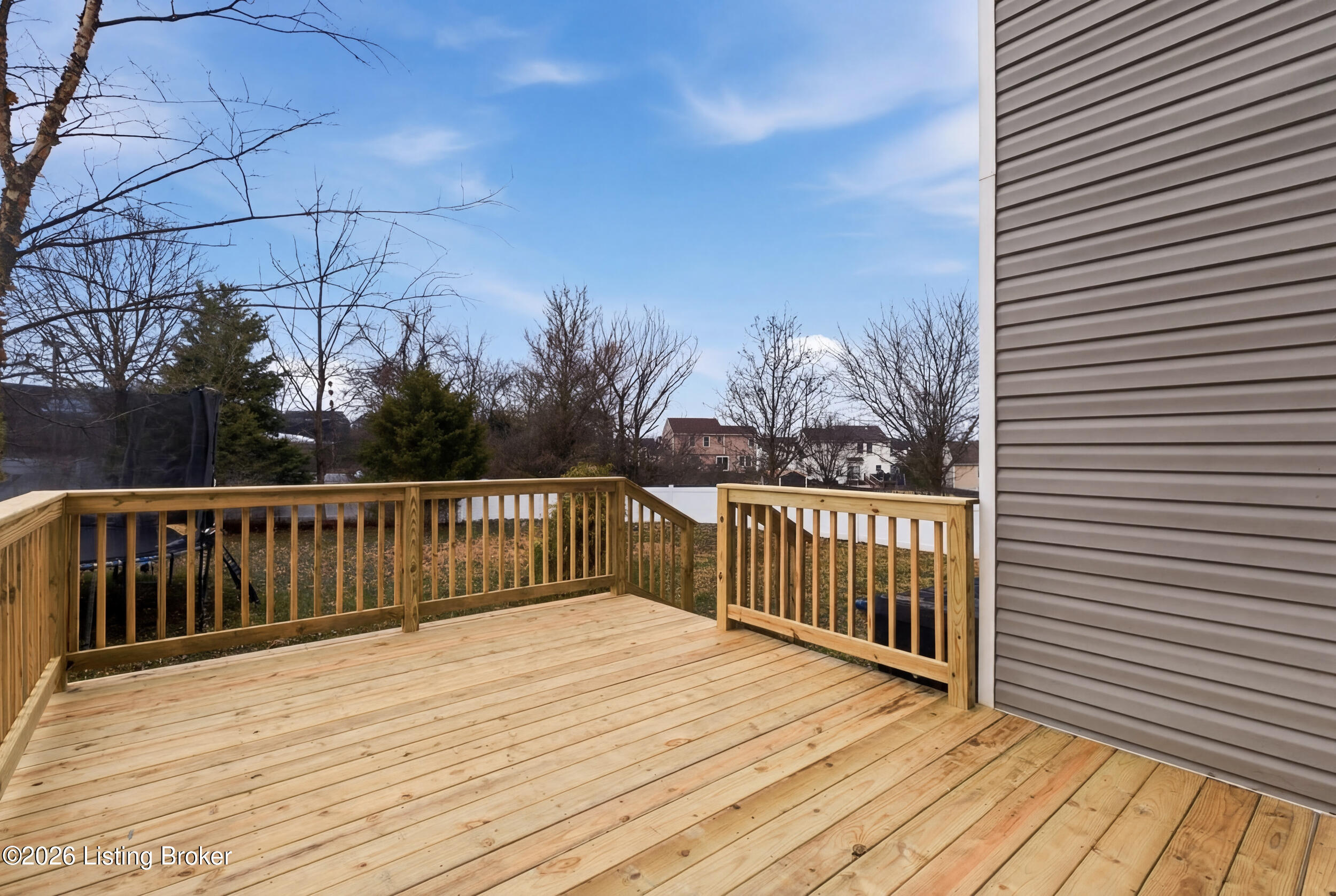 12004 Longview Farm Dr