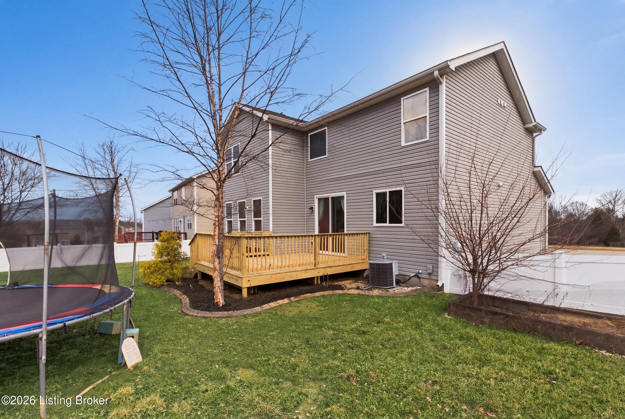 12004 Longview Farm Dr