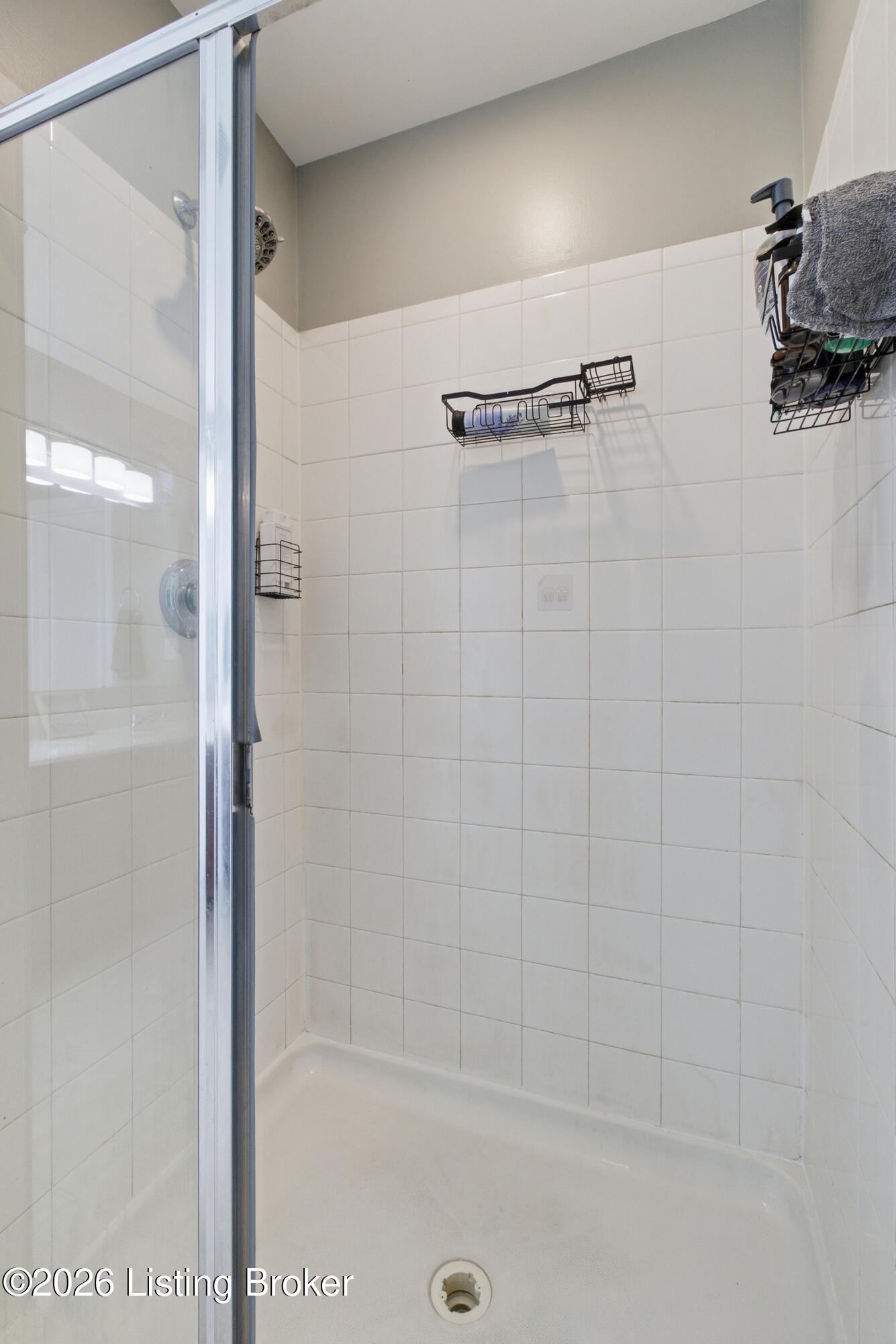 12004 Longview Farm Dr