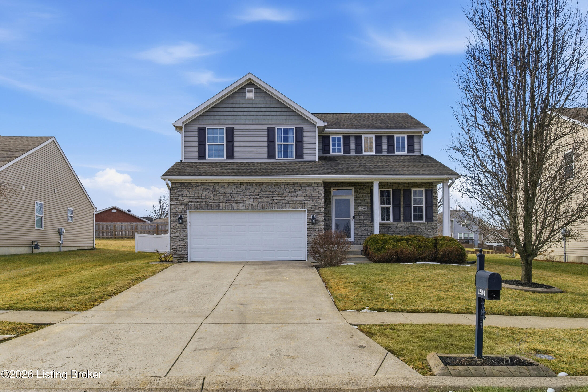 12004 Longview Farm Dr