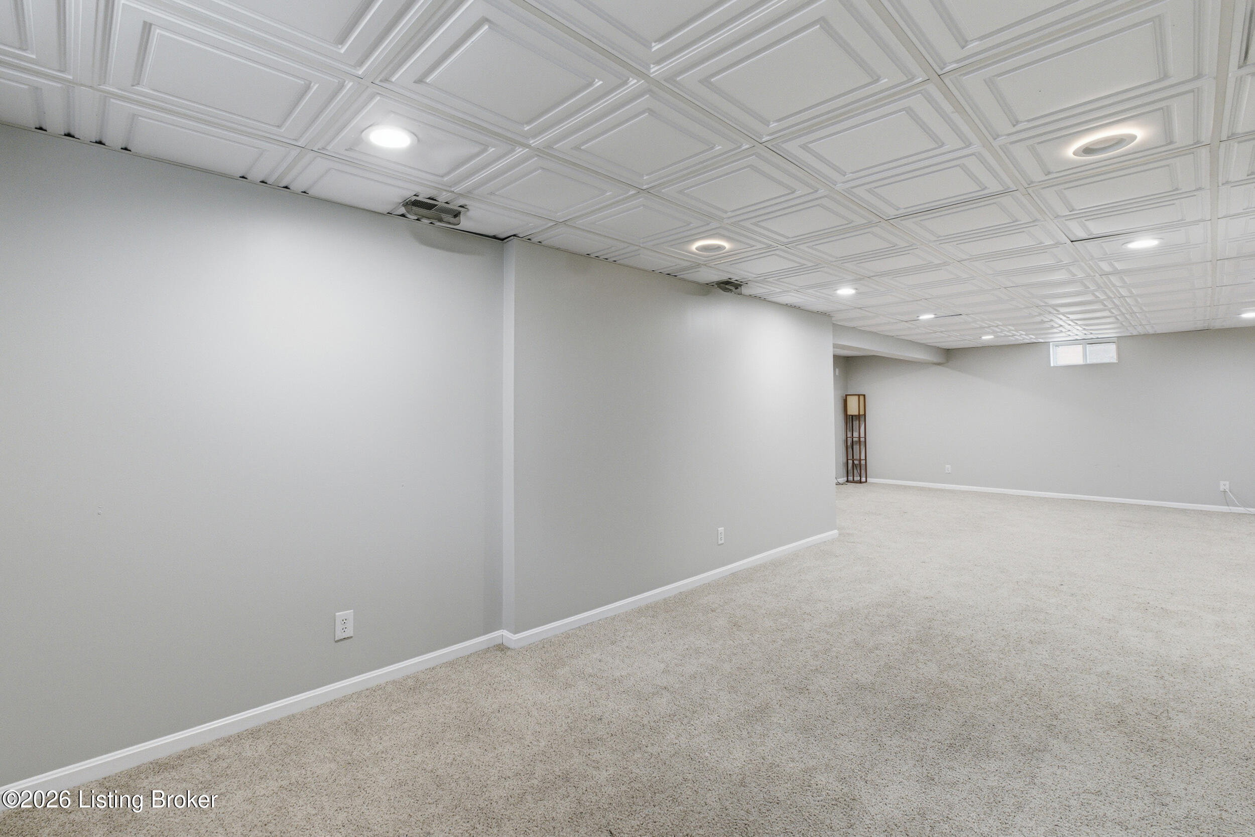 12004 Longview Farm Dr