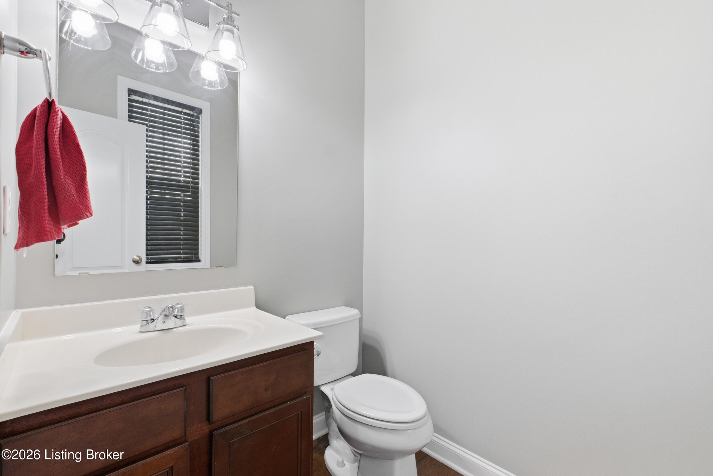 12004 Longview Farm Dr