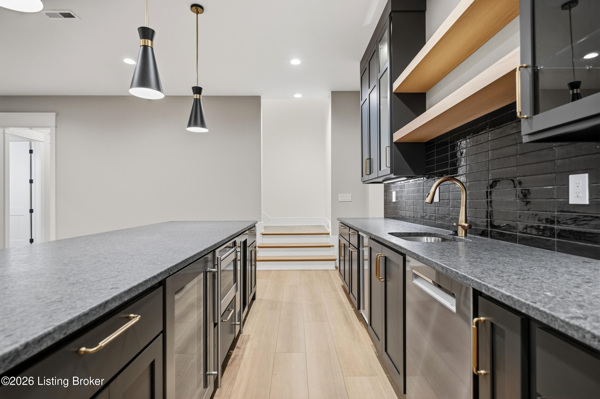 11500 River Beauty Loop