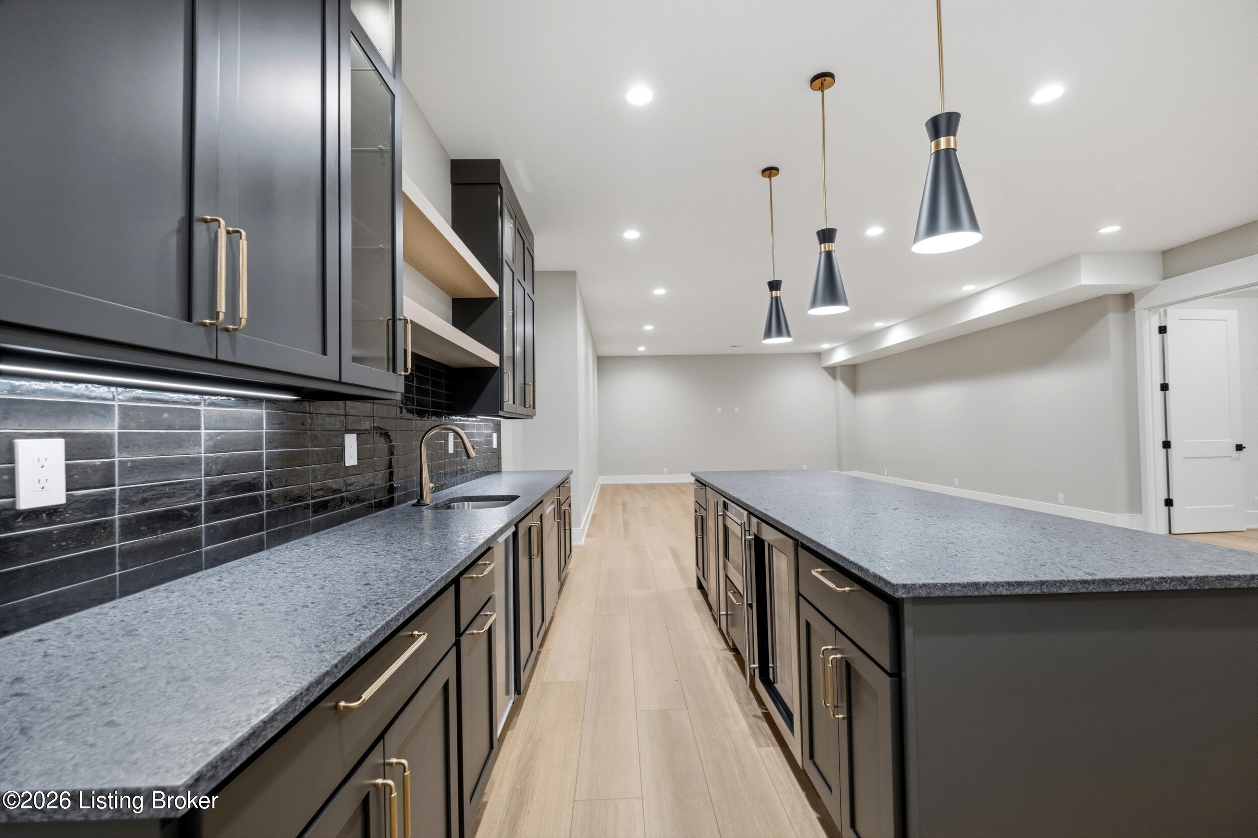 11500 River Beauty Loop