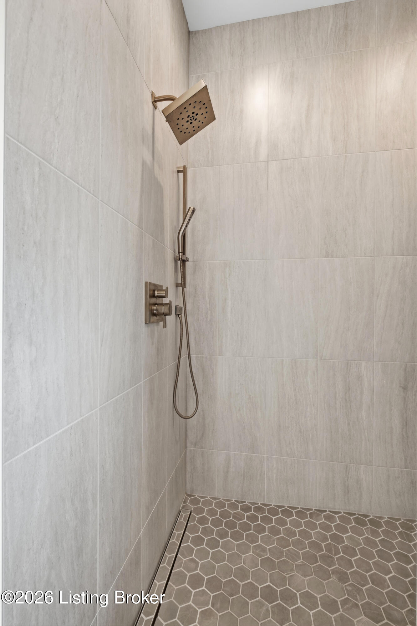 11500 River Beauty Loop