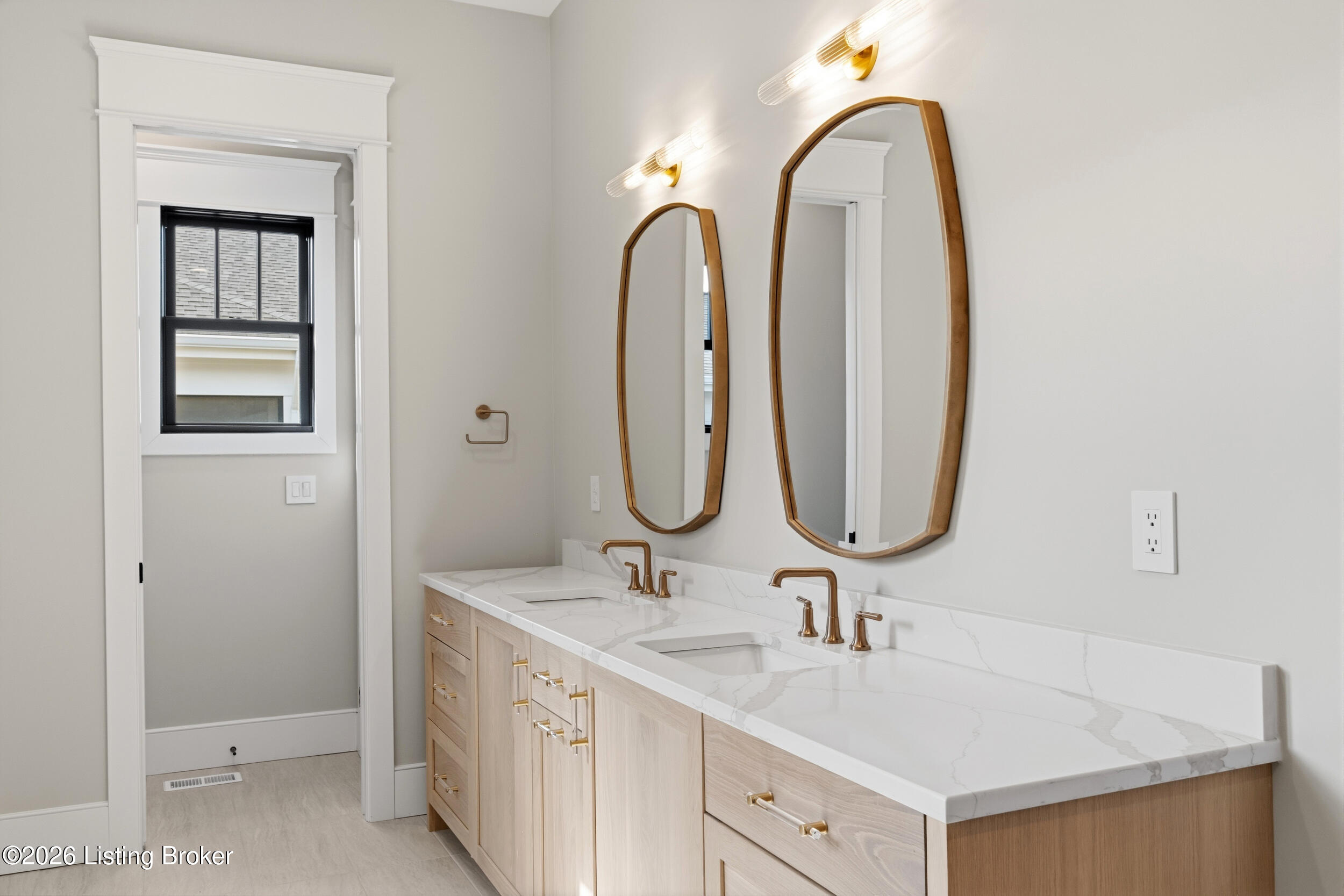 11500 River Beauty Loop