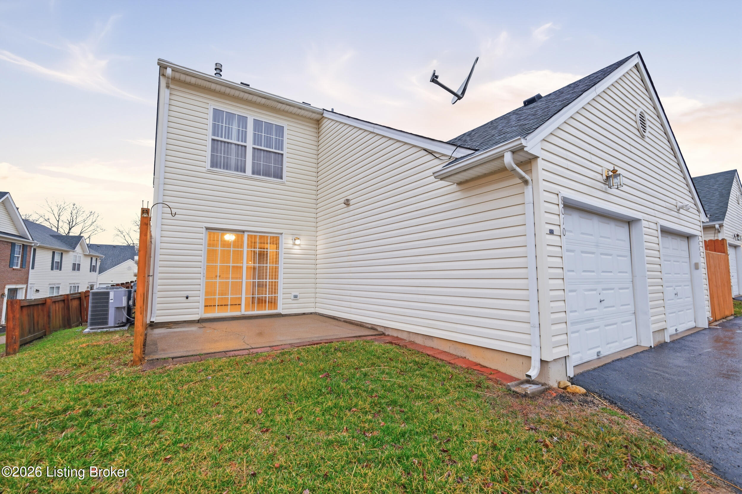 8010 Emerald Green Way