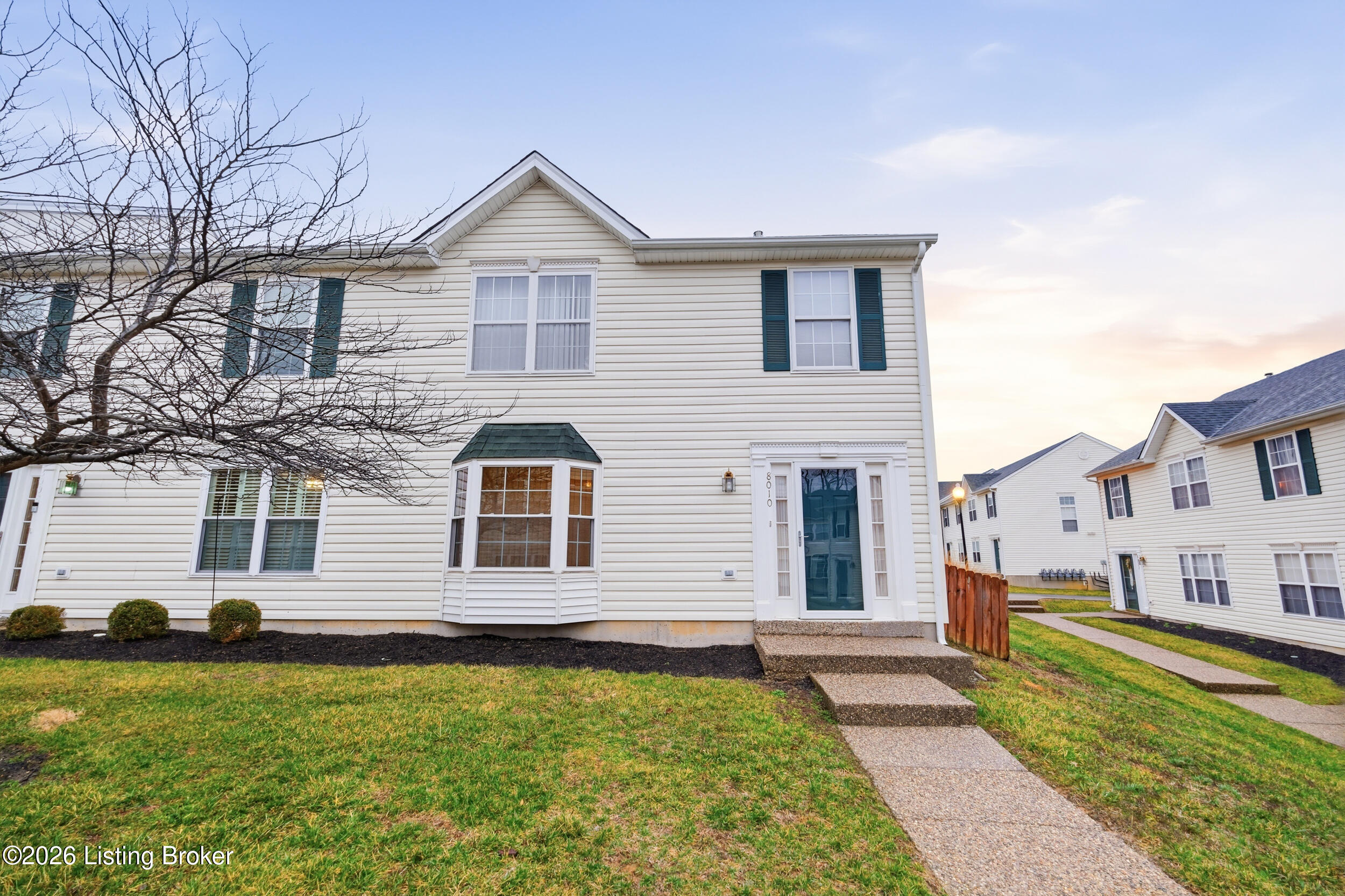 8010 Emerald Green Way