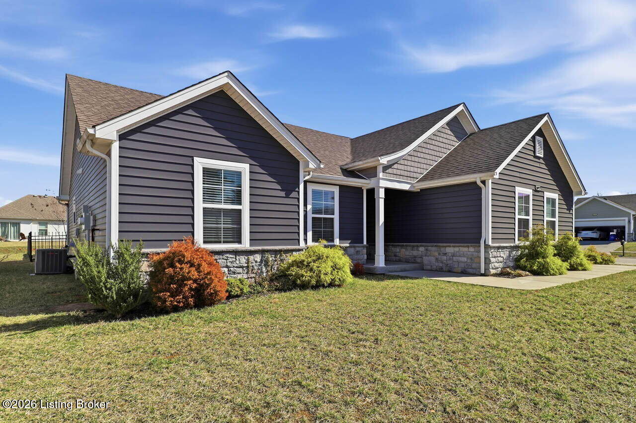 10917 Hidden Trail Ct