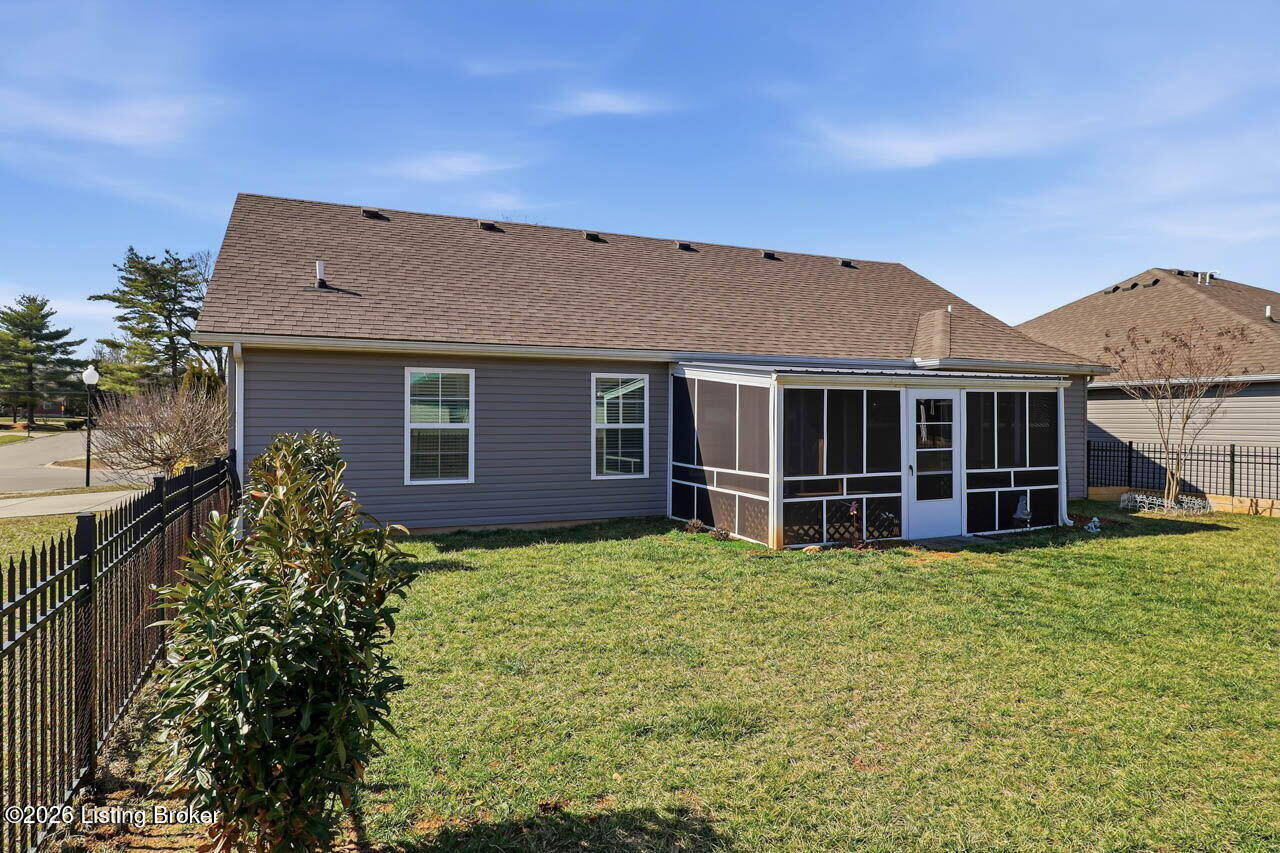 10917 Hidden Trail Ct