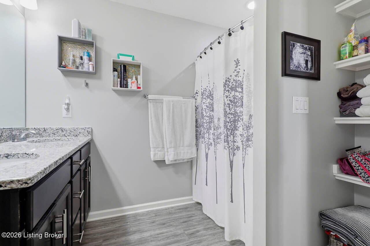 10917 Hidden Trail Ct