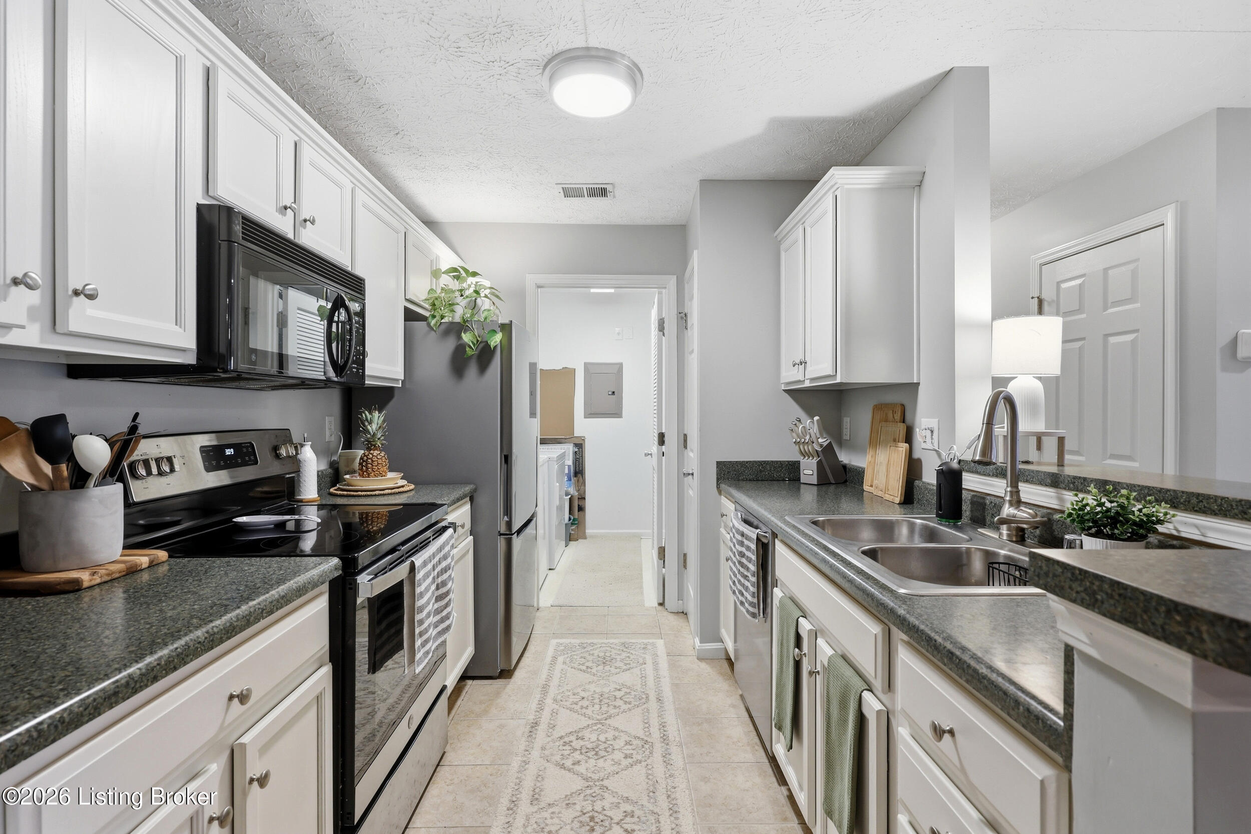 1124 Powerhouse Ln 105